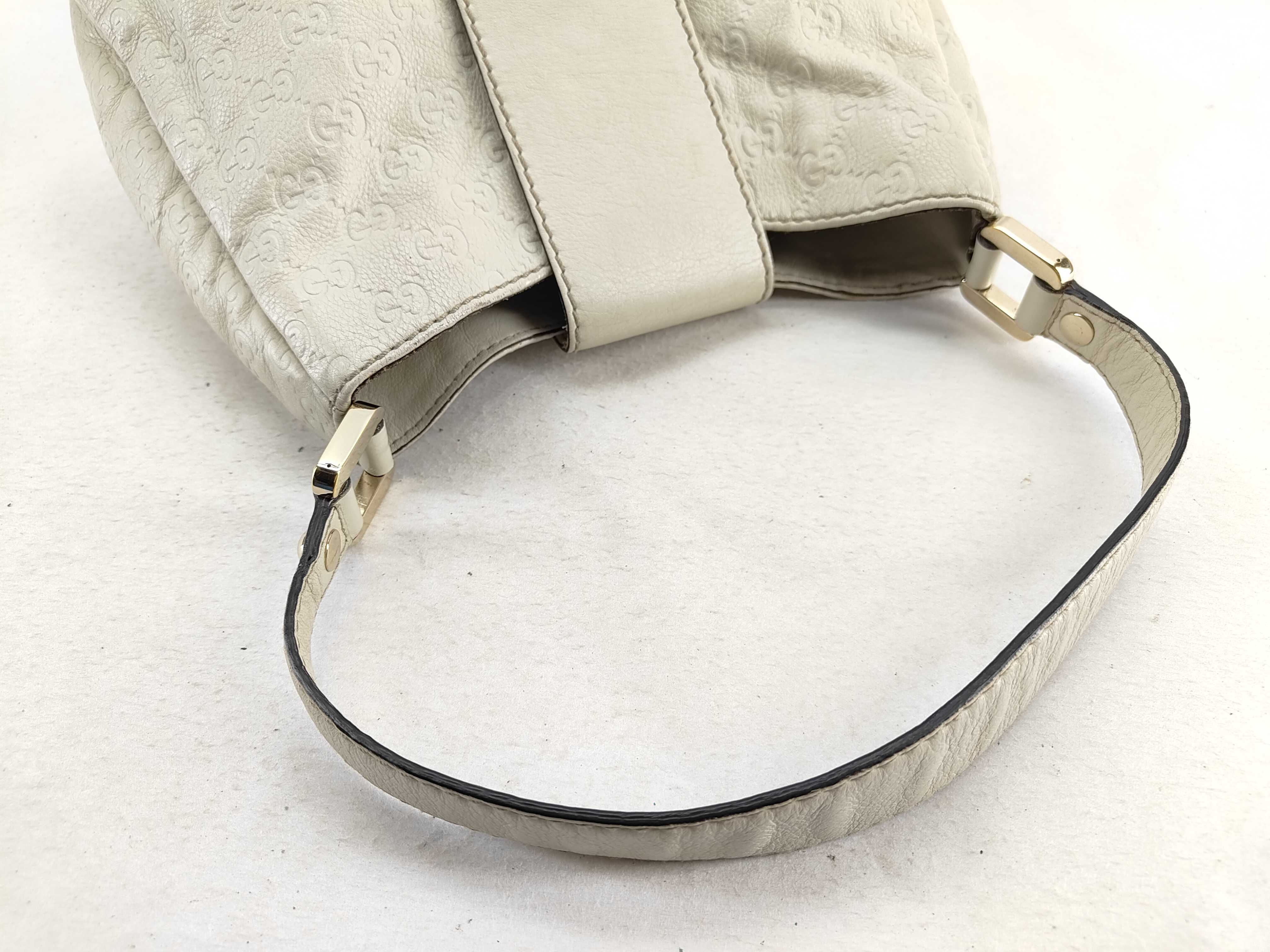White Leather Pumpkin Underarm Bag Shoulder Bag — view 4