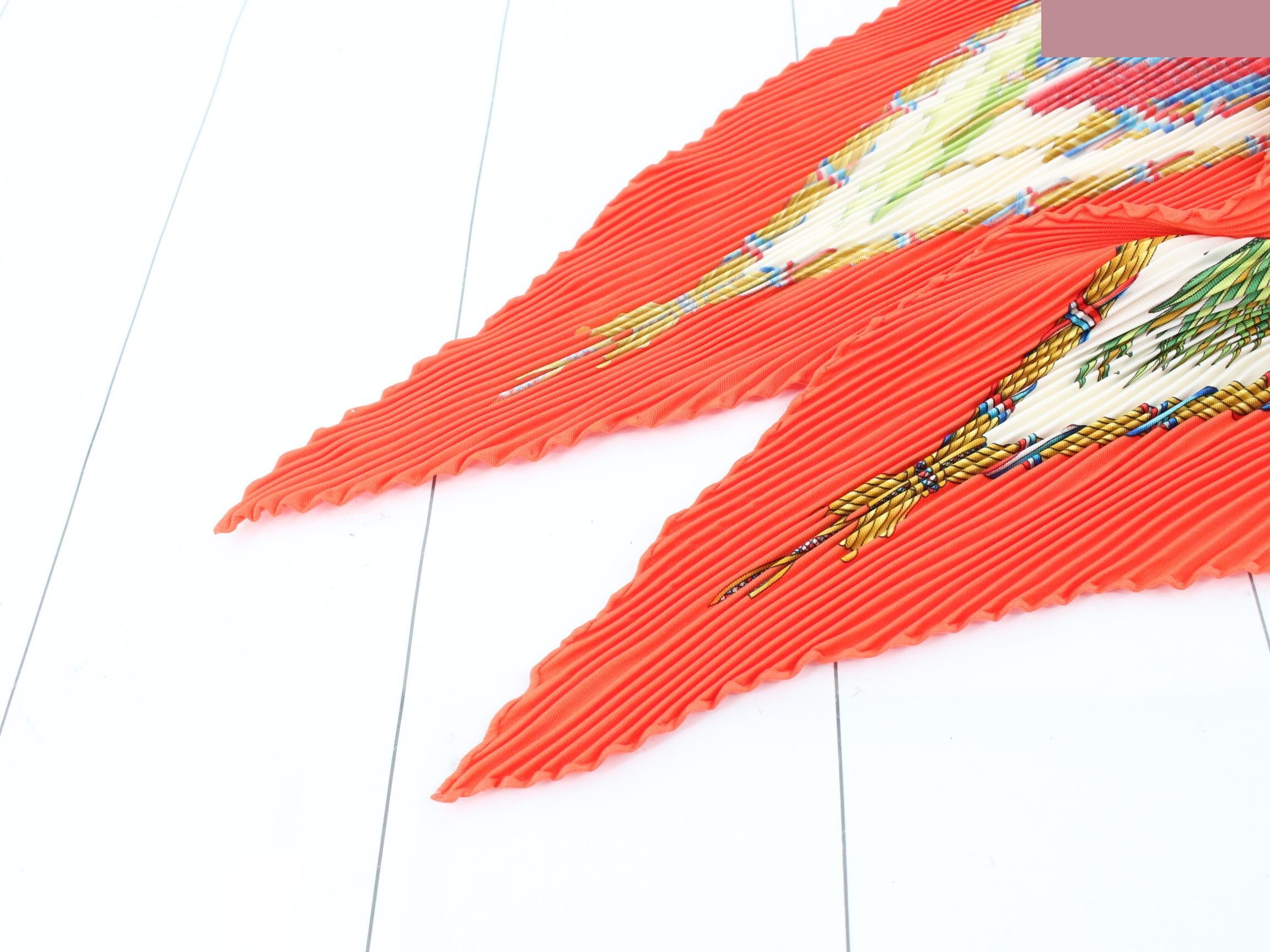 Unused, stored item: French Revolution pleated silk scarf with tags. — view 3