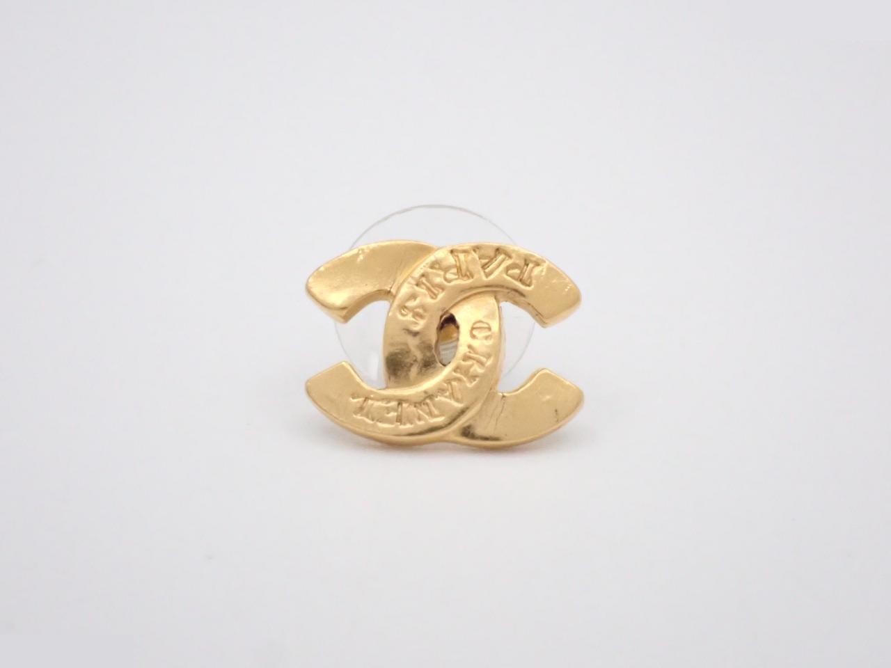 Single earring, size 99A