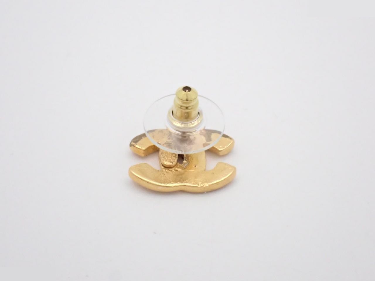 Single earring, size 99A — view 2
