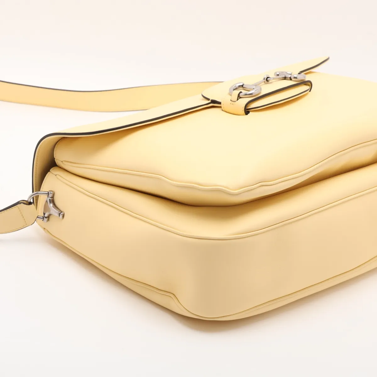 Horsebit 1955 Leather Shoulder Bag, Yellow, 850515 — view 4
