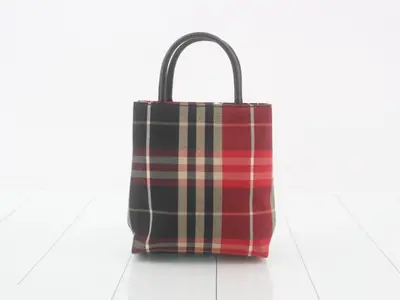 Canvas handbag