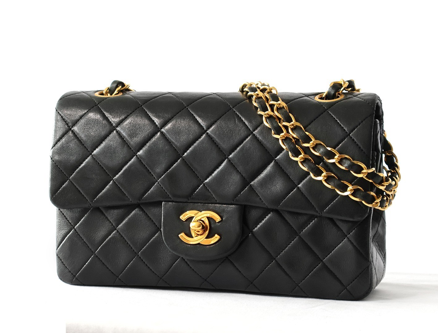 Matelassé 23 Lambskin Double Flap Double Chain Shoulder Bag, Black