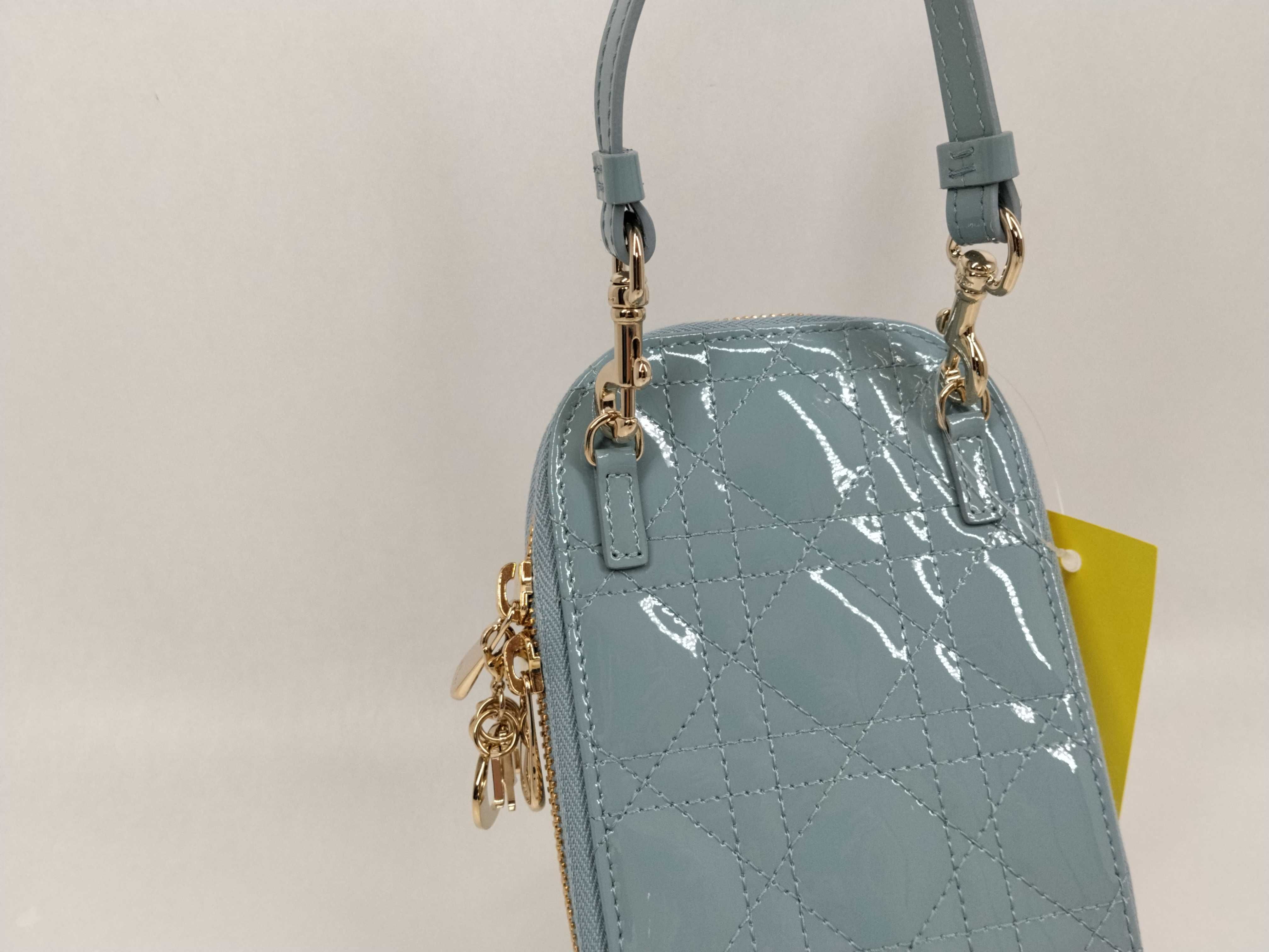 Phone Holder Patent Handbag — view 3