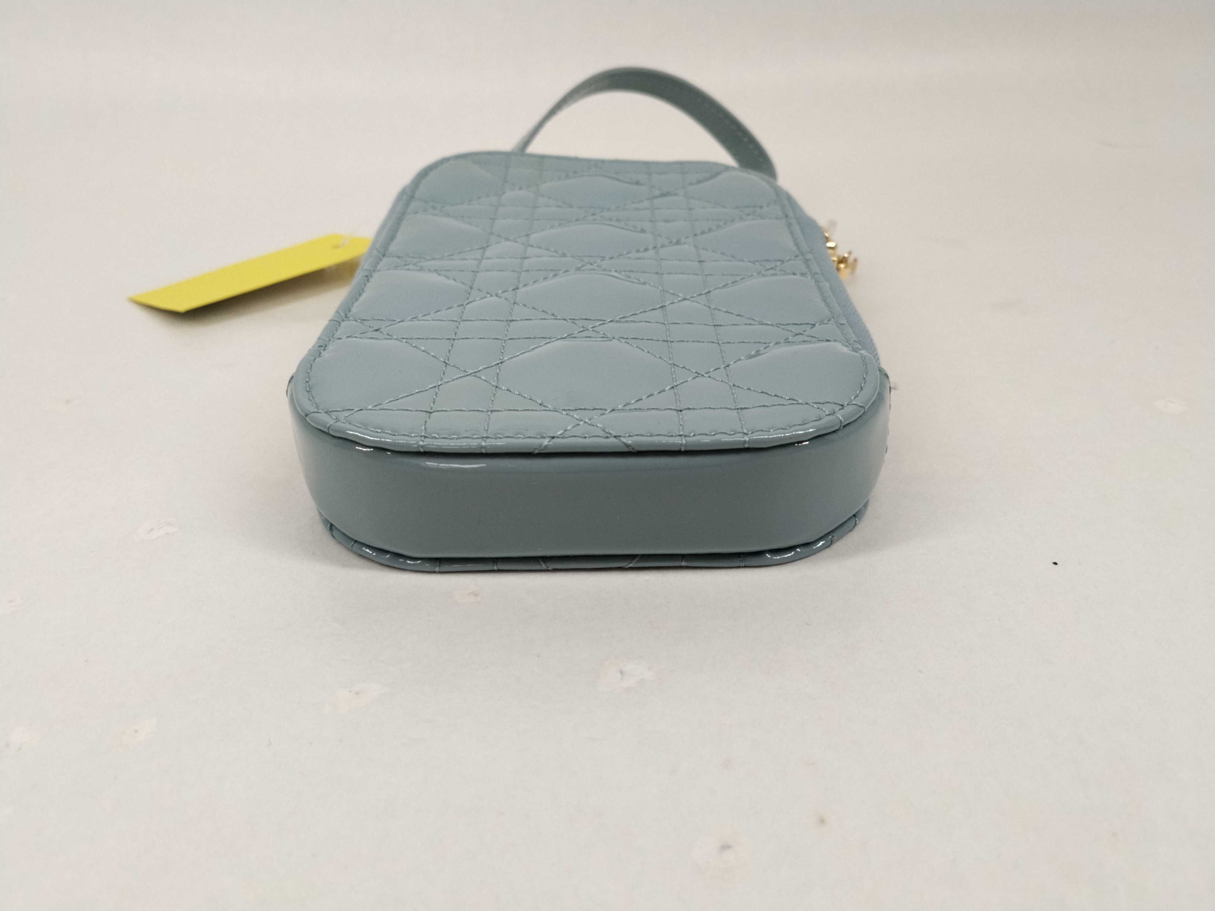 Phone Holder Patent Handbag — view 8