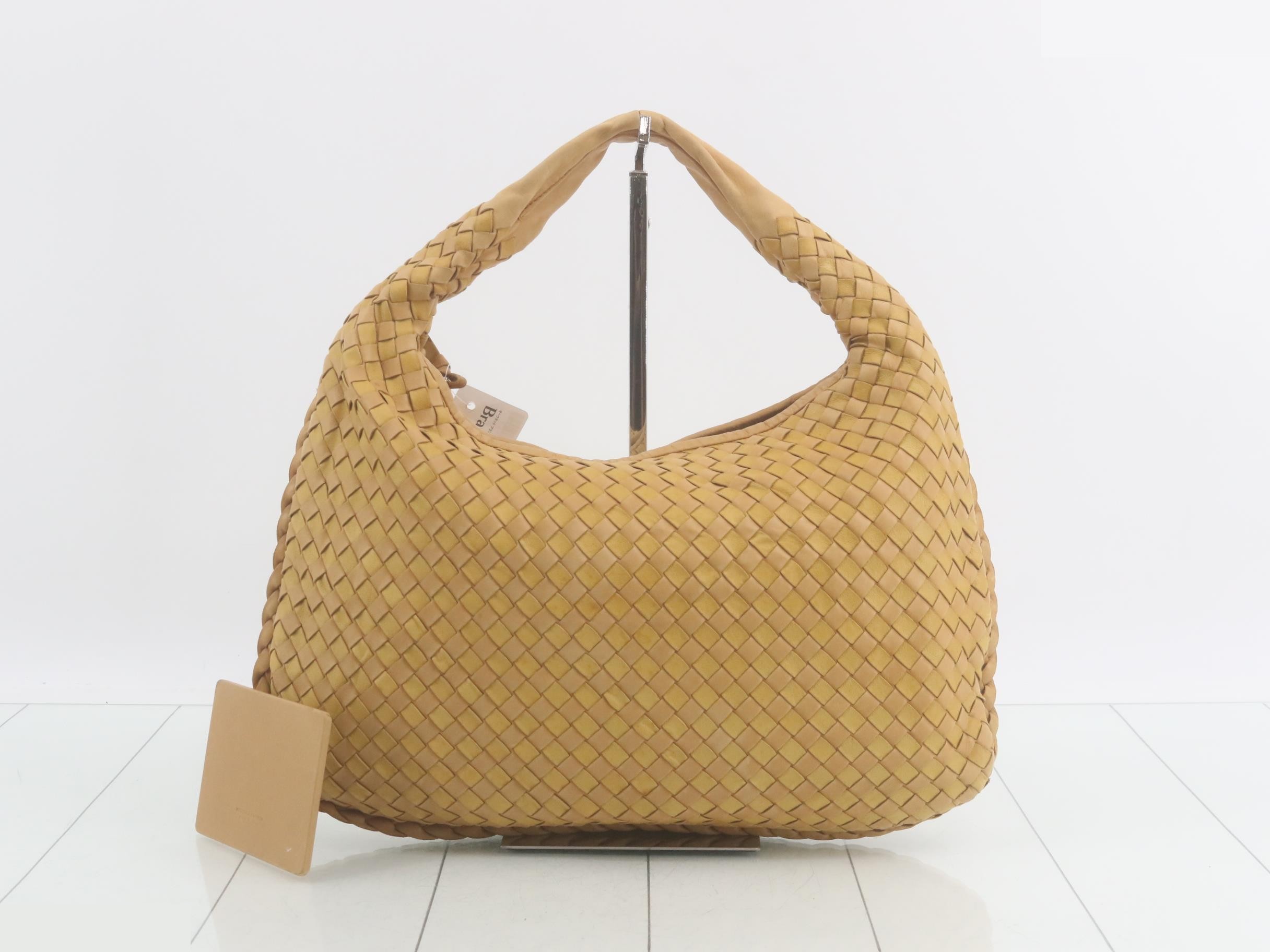 Intrecciato Hobo