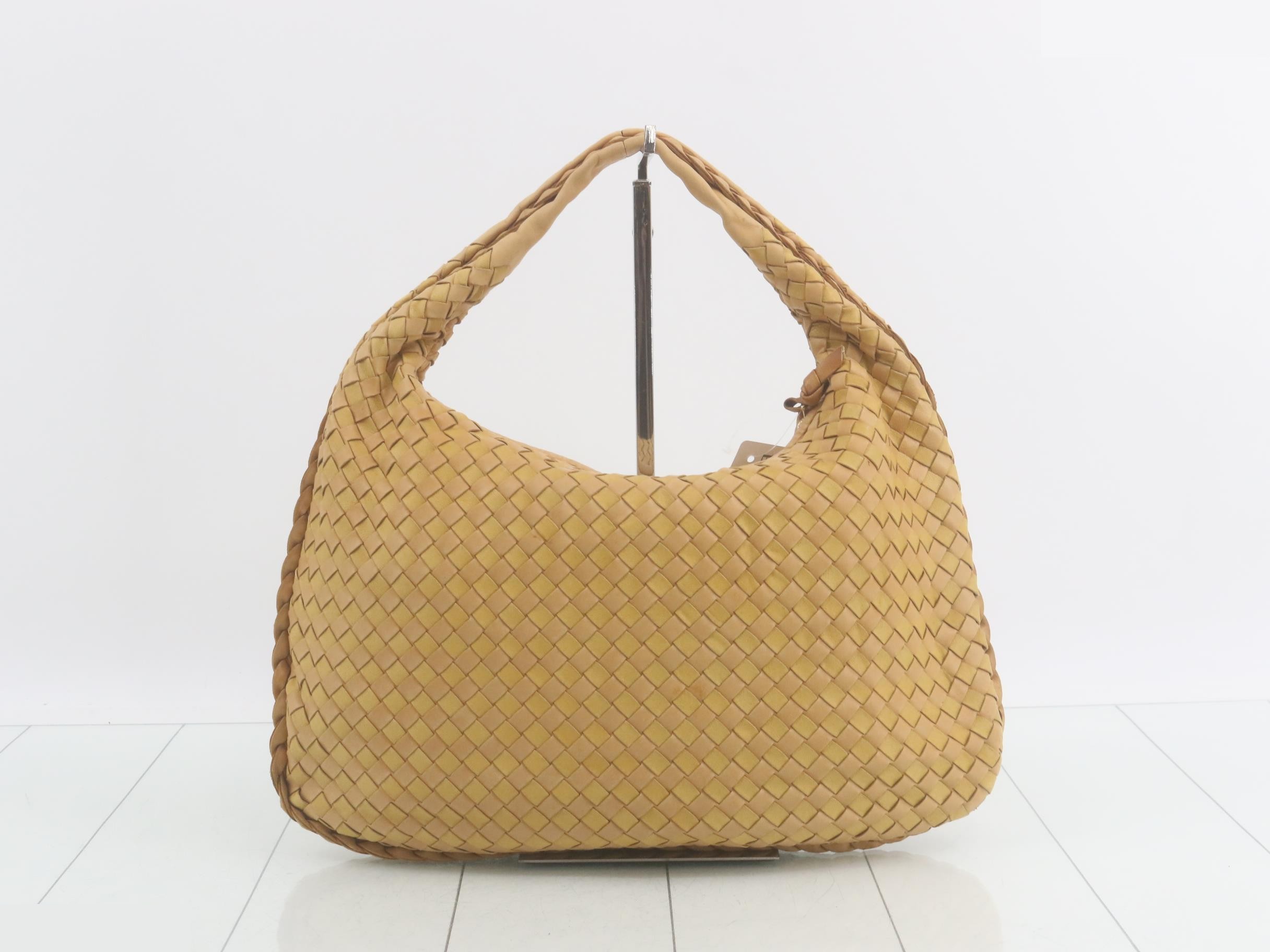 Intrecciato Hobo — view 2