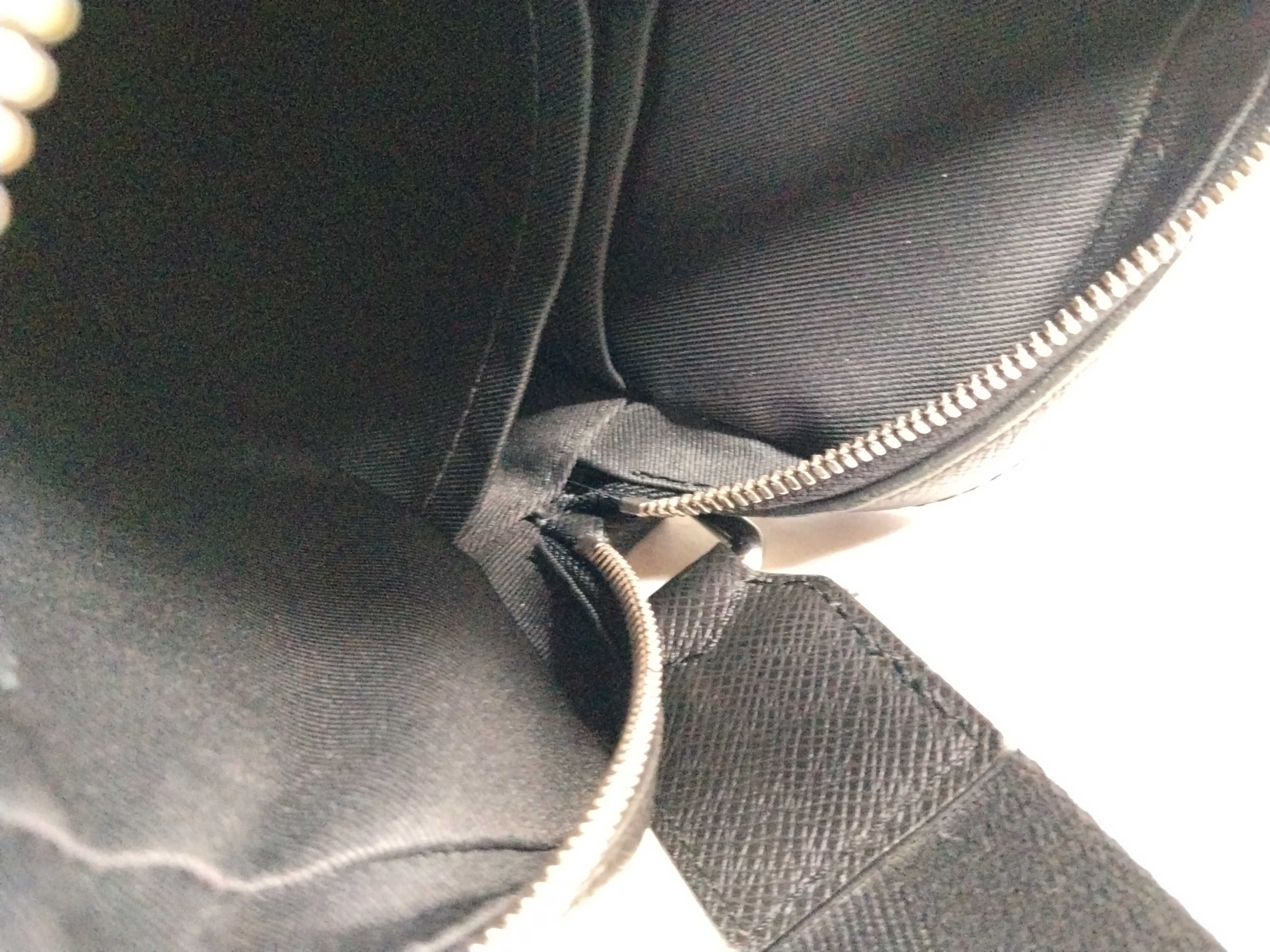 Taiga Anton Shoulder Bag — view 14