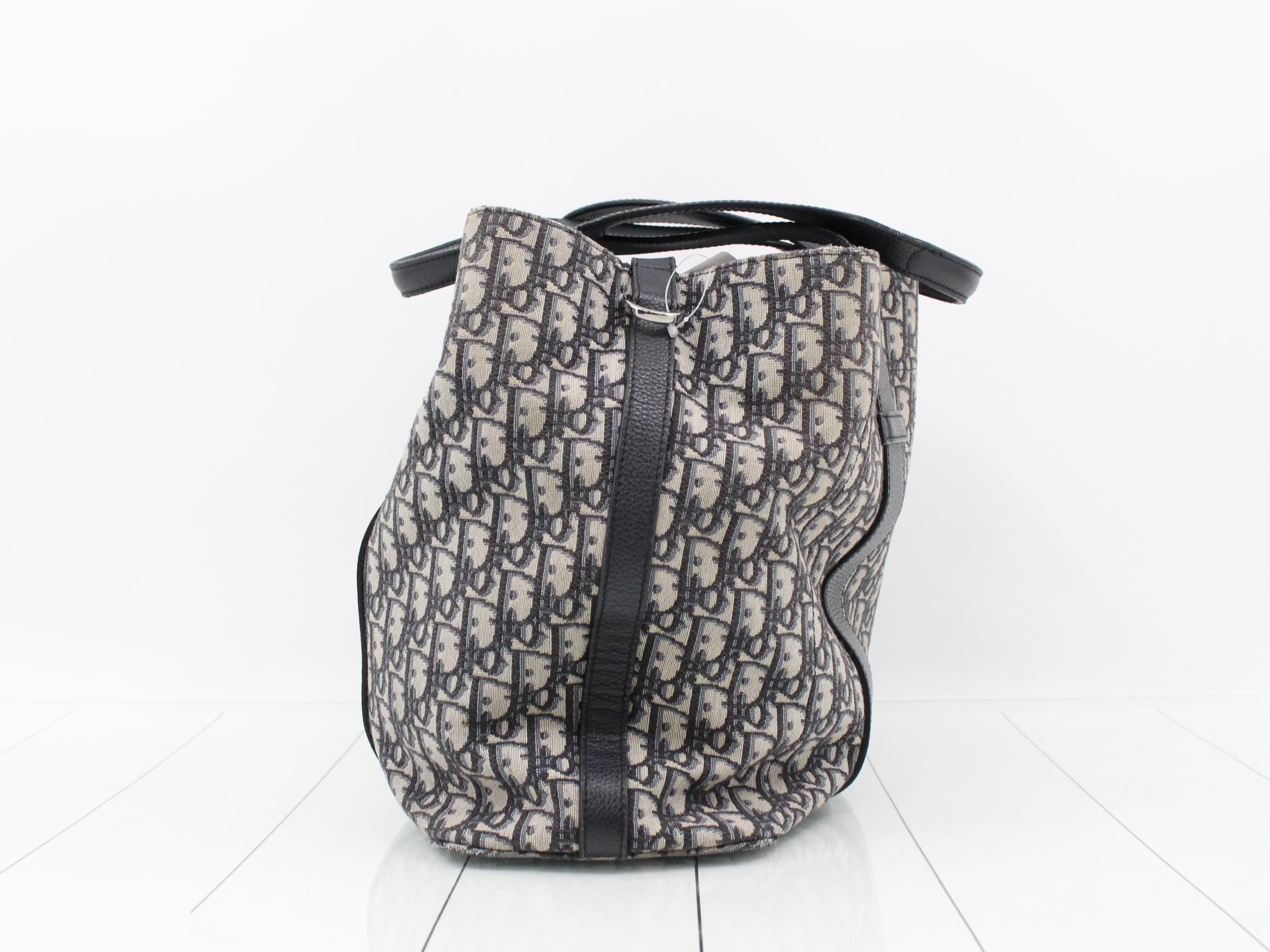 Trotter/Oblique 2-Way Tote Bag, Navy — view 3