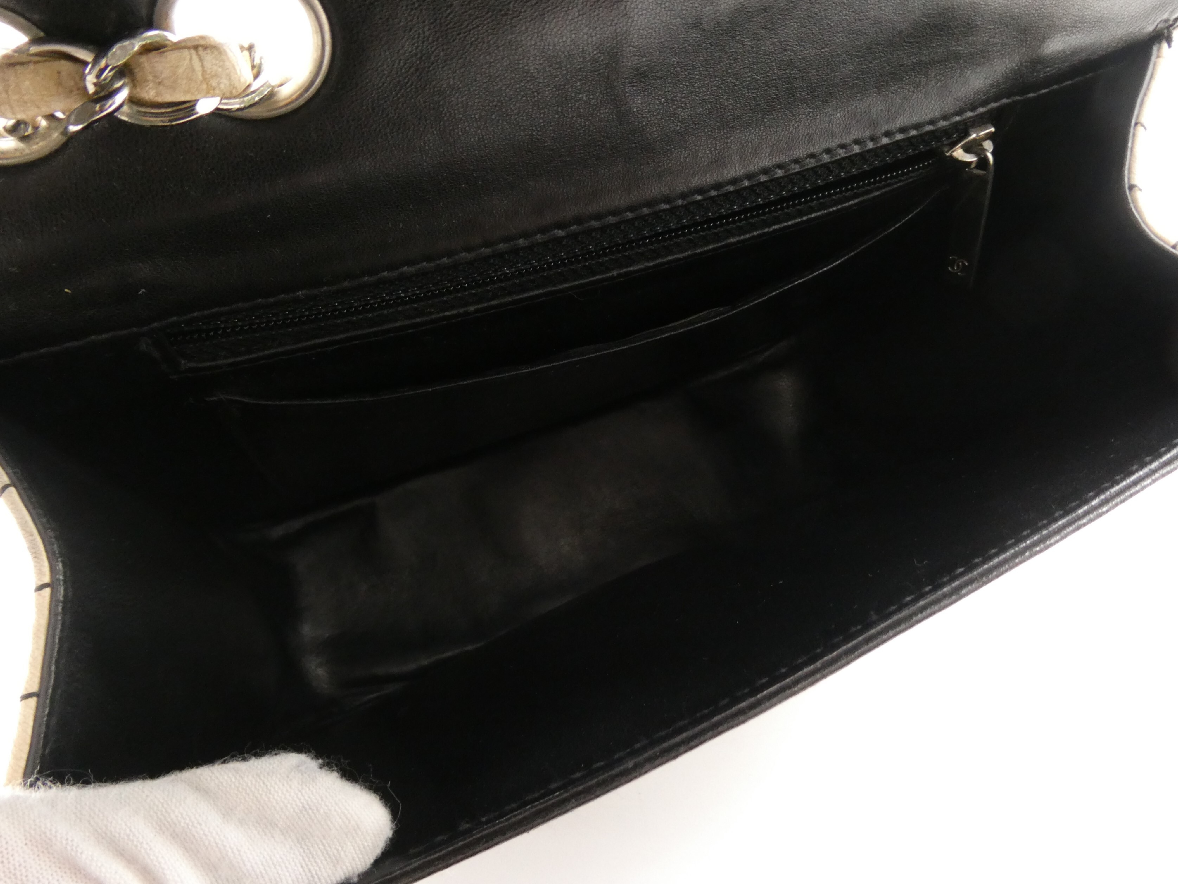 Chocolate Bar Coco Mark Enamel Double Chain Shoulder Bag — view 7