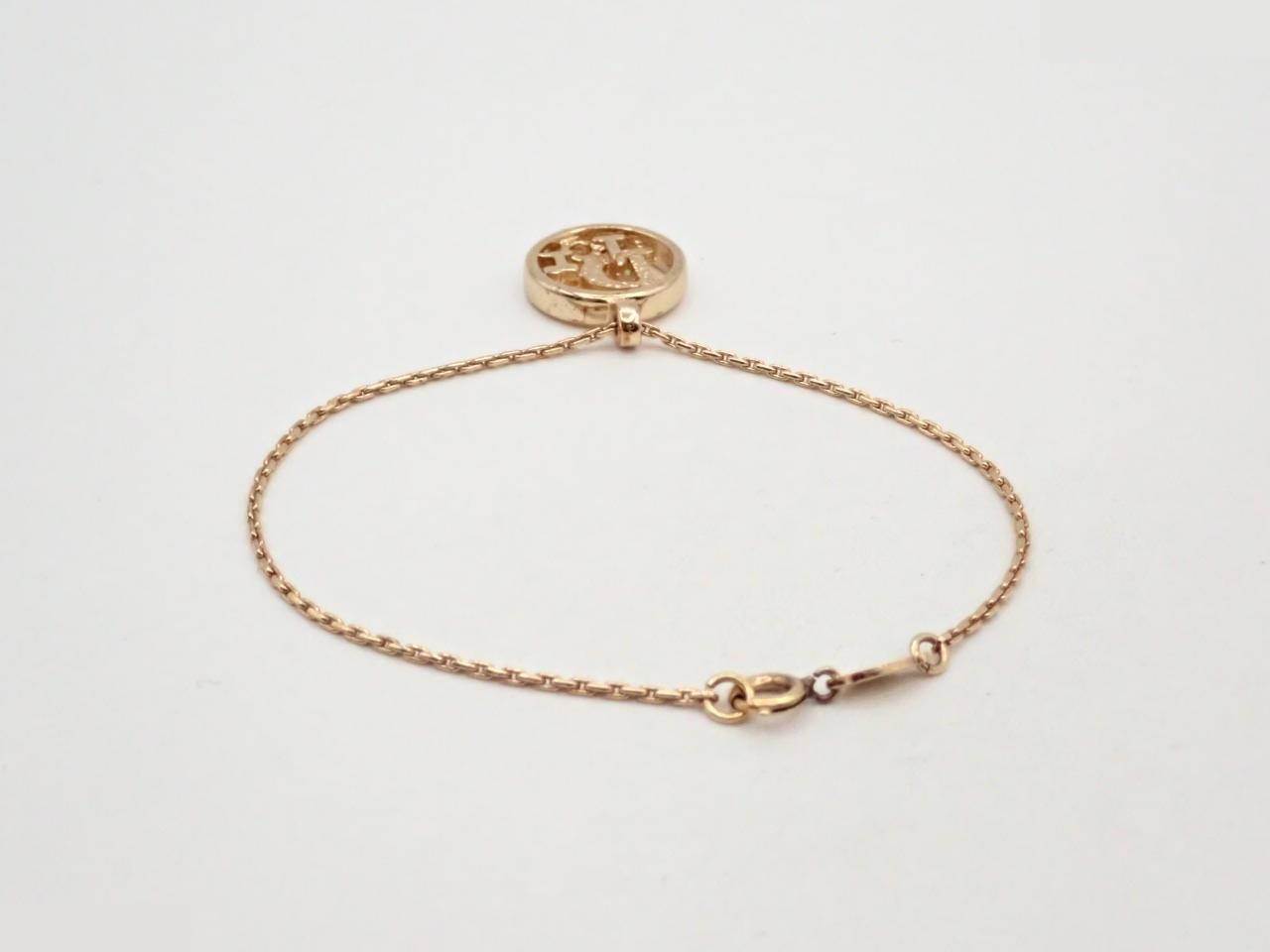 Other lines: Precious metal bracelets and bangles (metal), wrist circumference approximately 18 cm. — view 2
