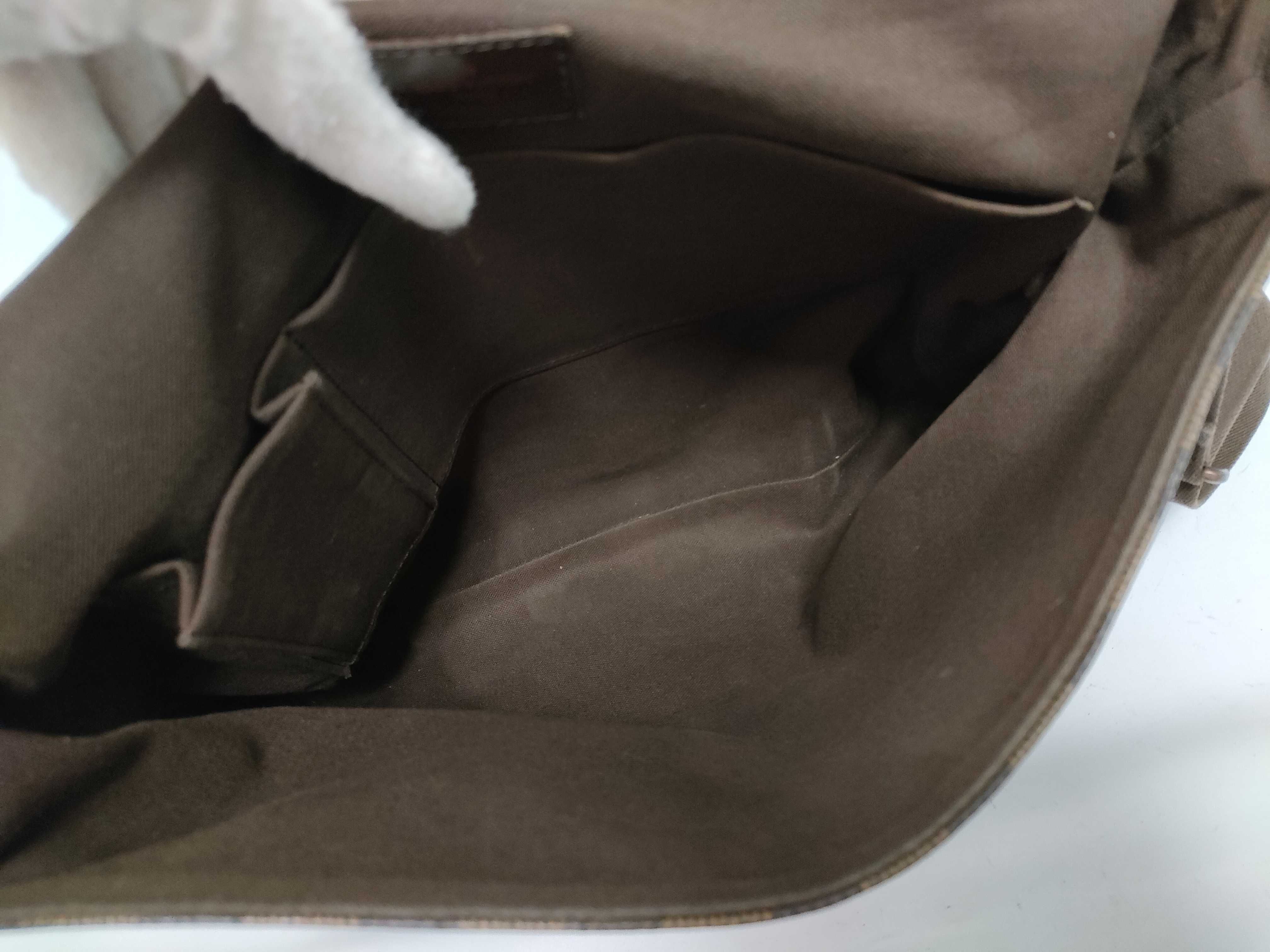 Monogram Louis Vuitton Message Shoulder Bag — view 15