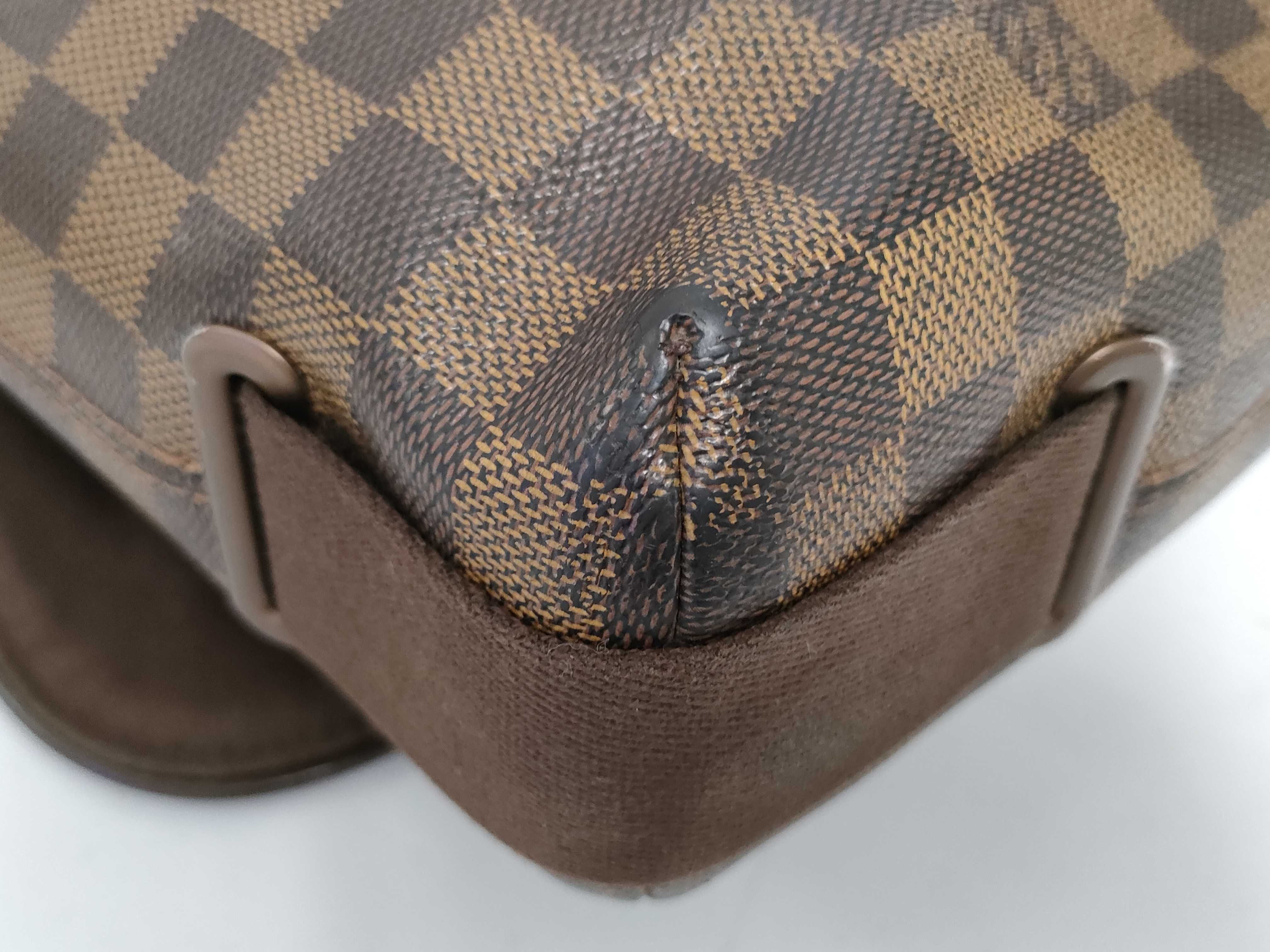 Monogram Louis Vuitton Message Shoulder Bag — view 4