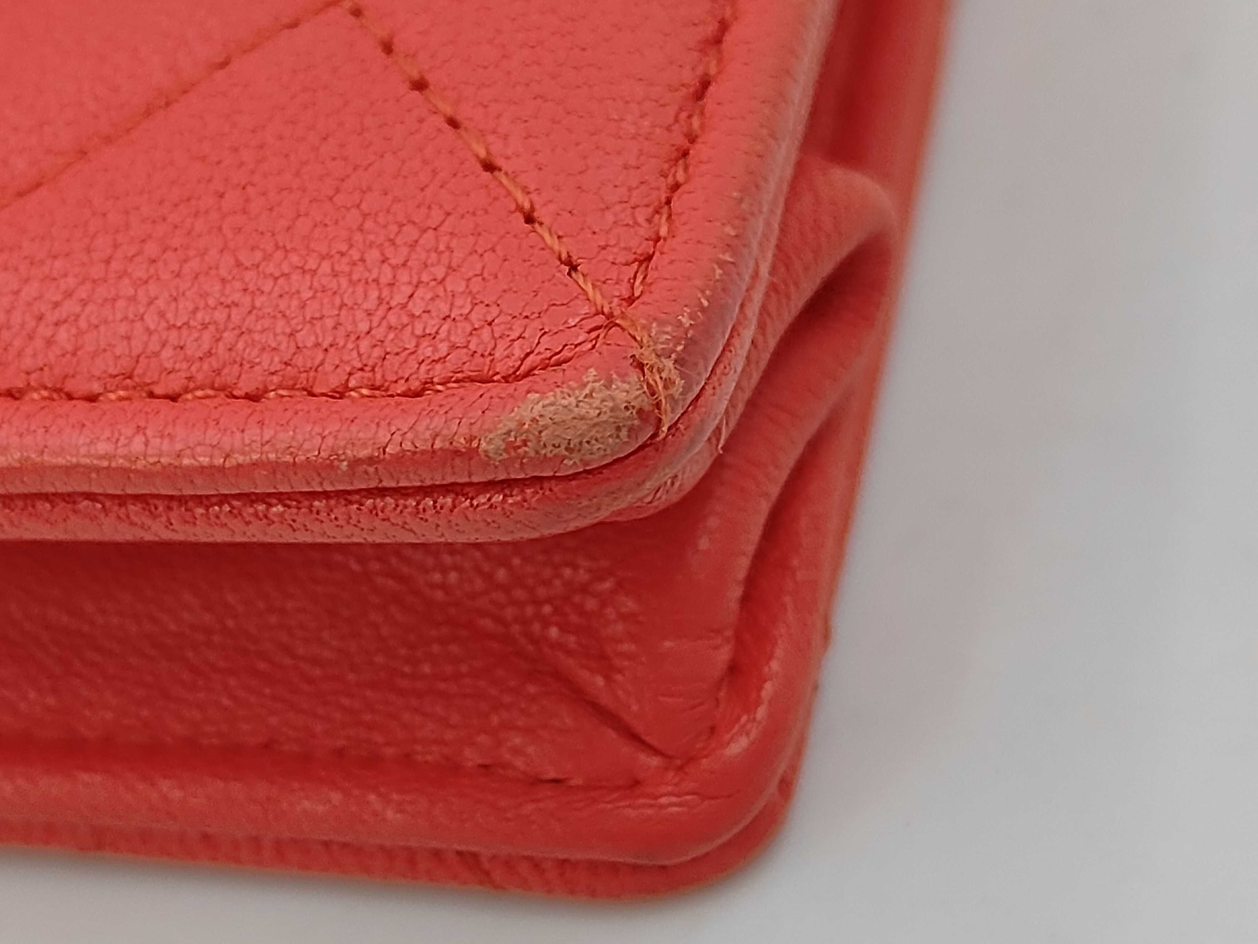 Matelassé Phone Case Chain Shoulder Bag, Caviar Leather, Red, Gold Hardware, Pearl Embellished Shoulder Bag — view 5