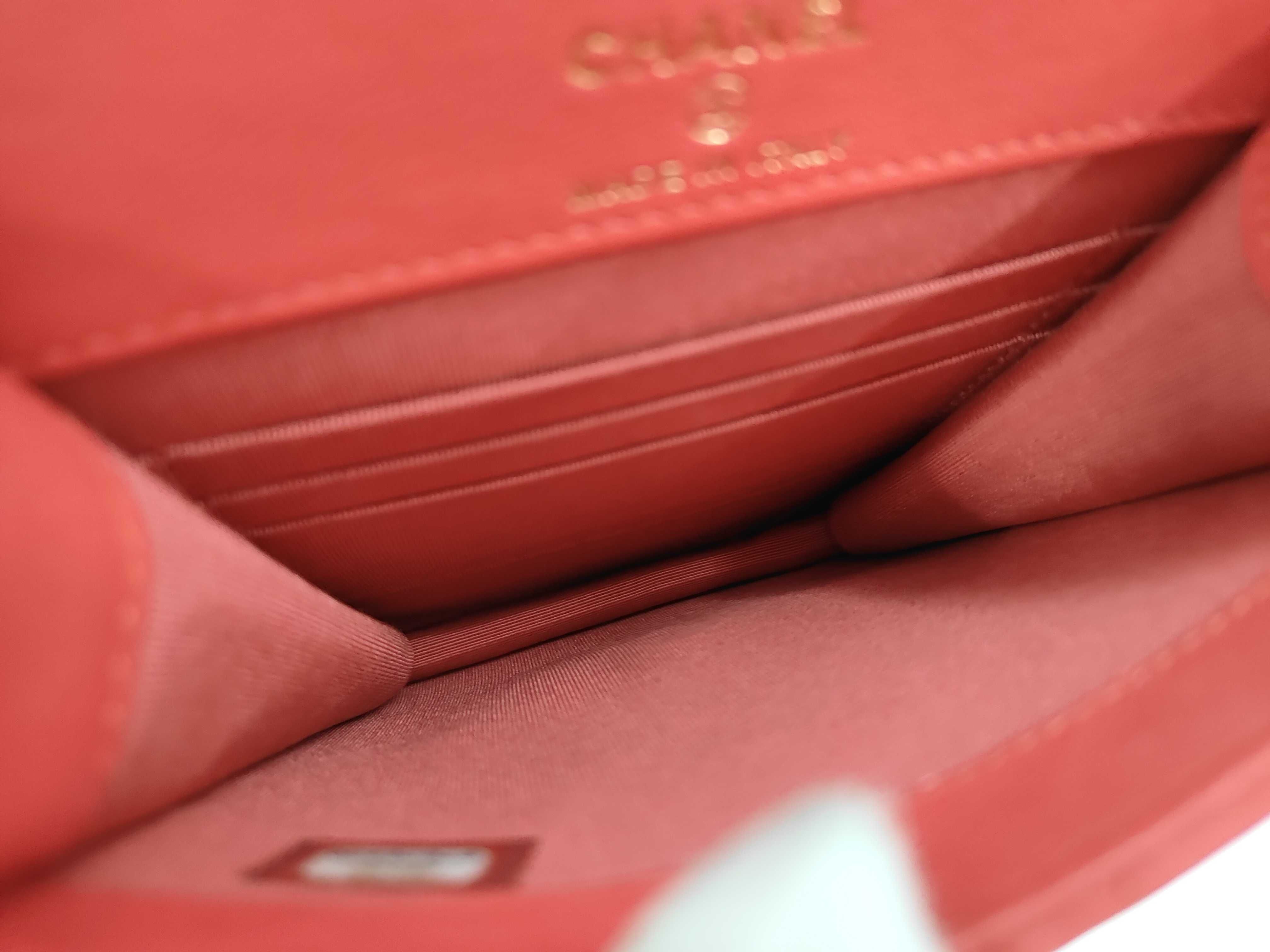 Matelassé Phone Case Chain Shoulder Bag, Caviar Leather, Red, Gold Hardware, Pearl Embellished Shoulder Bag — view 8