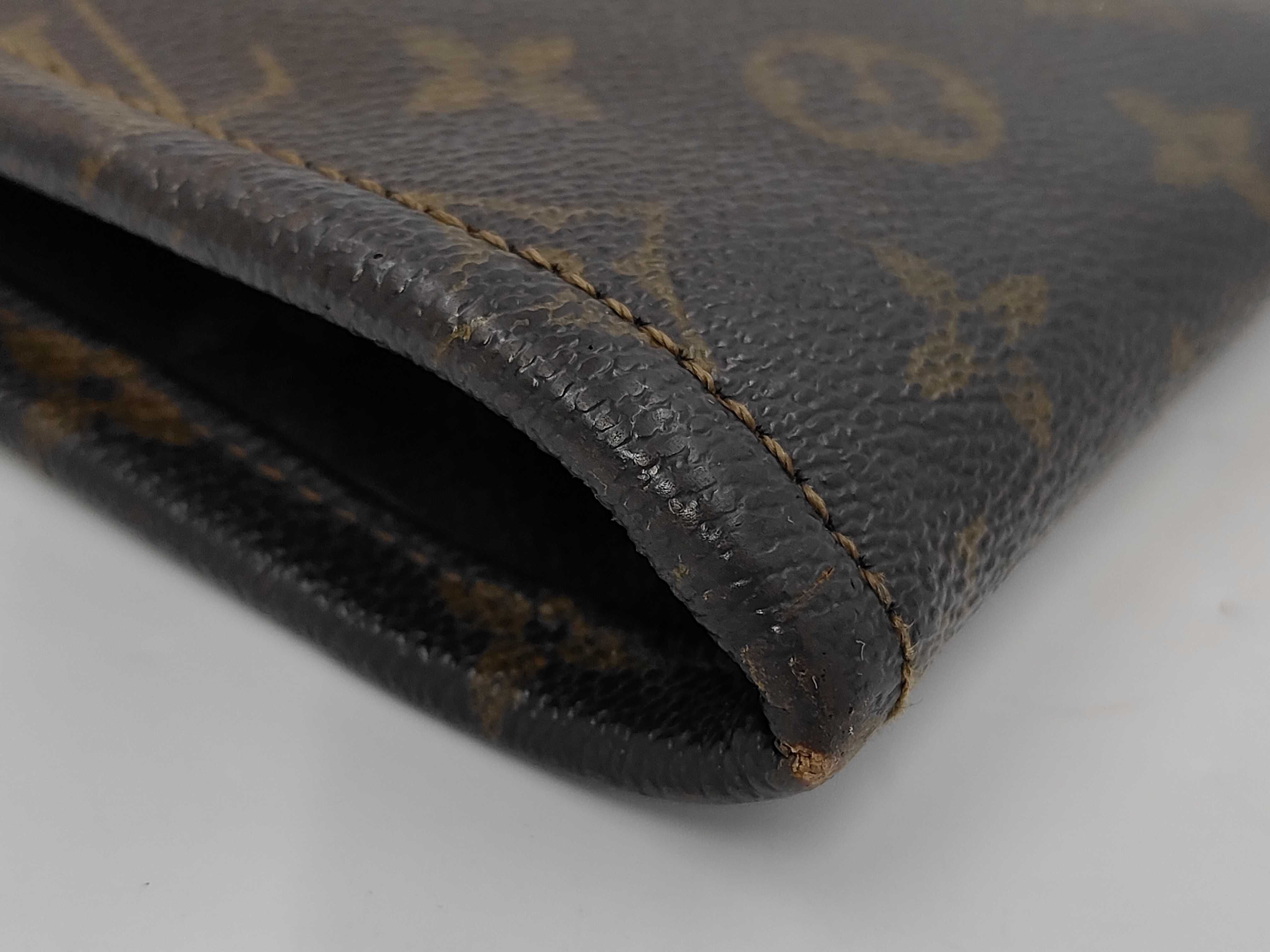 LV Monogram Pochette Document M53456 Bag — view 3