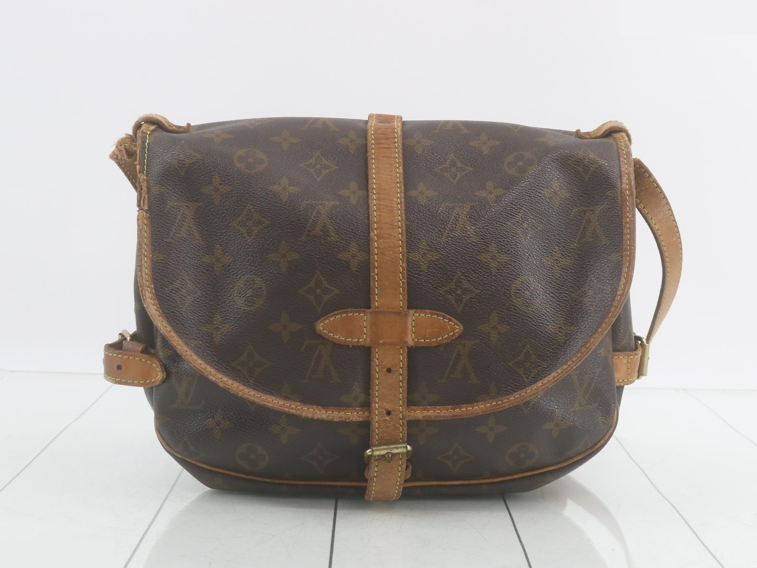Monogram Saumur 30 — view 2