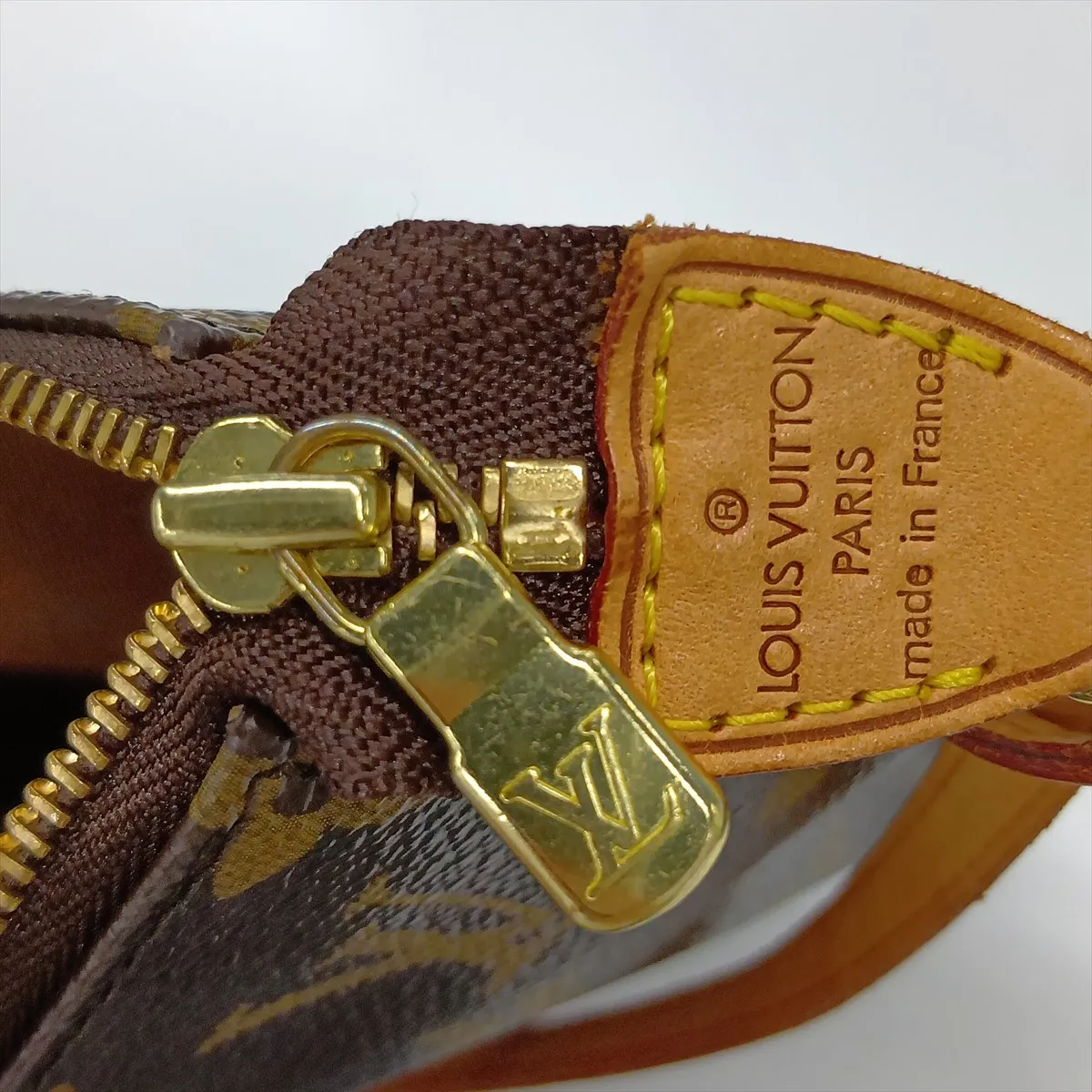 Monogram Pochette Accessoires M51980 AR2028 Brown — view 9