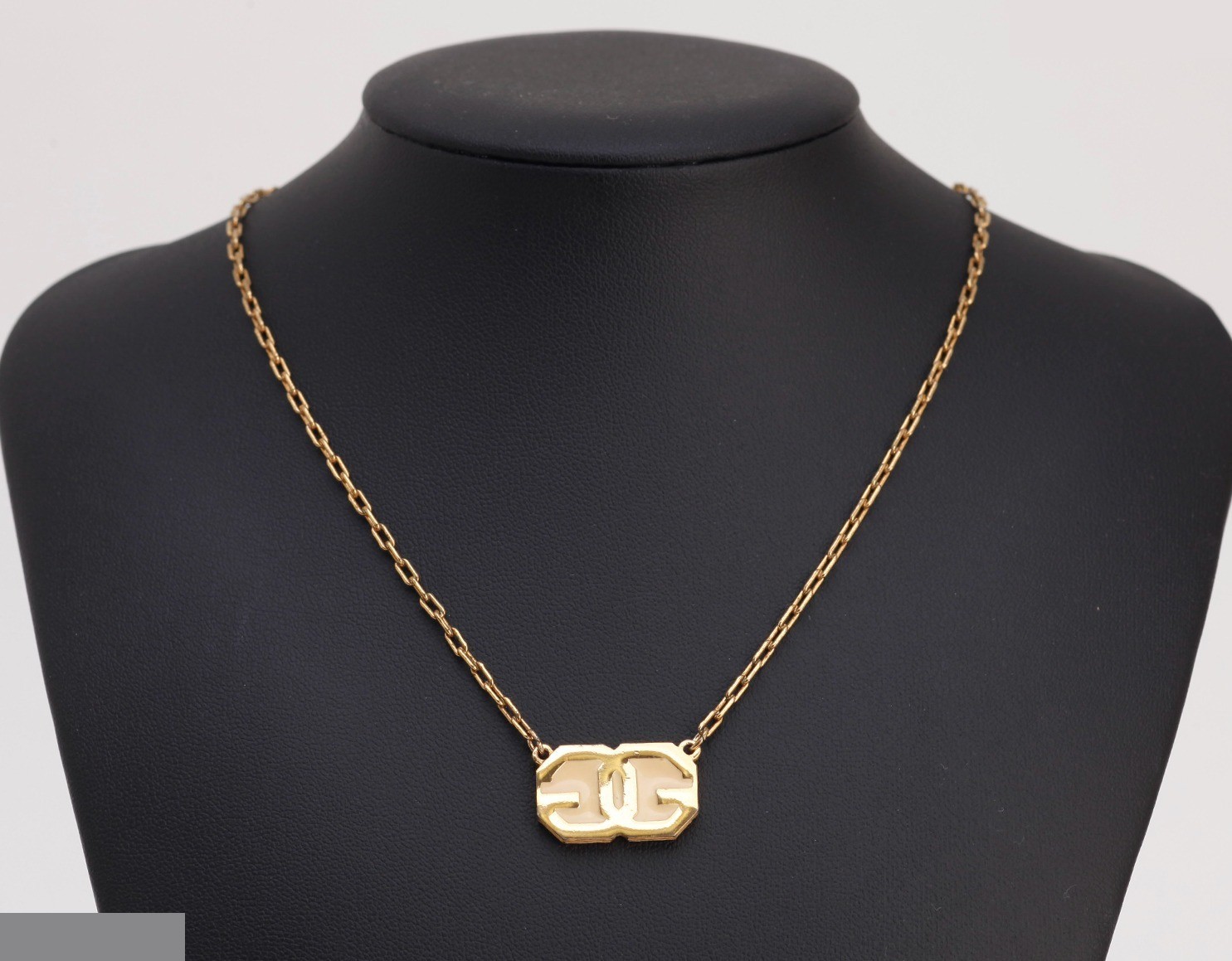 Other lines: Precious metals, necklaces, pendants, chain approximately 38cm — view 2