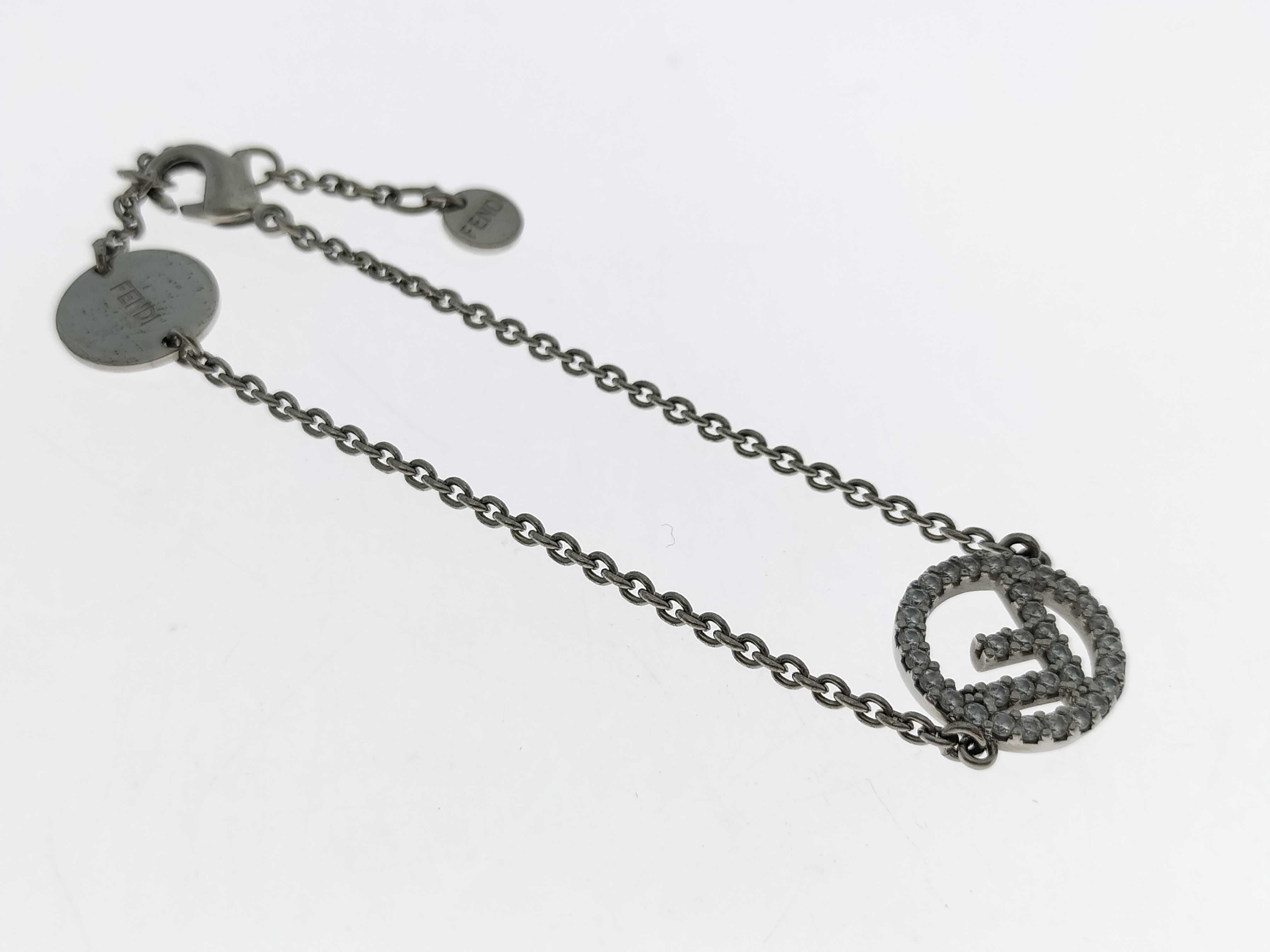 F-logo rhinestone plate round silver bracelet (bracelet/bangle) — view 2