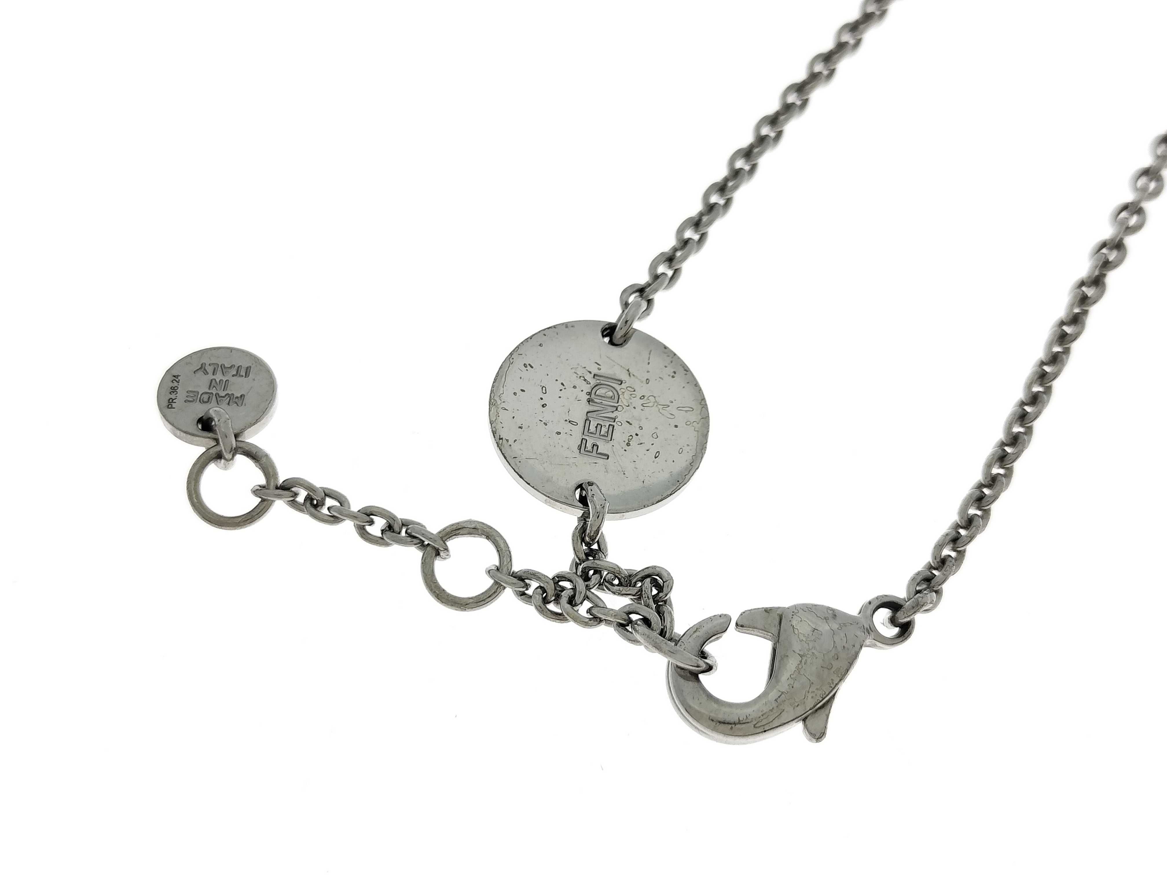 F-logo rhinestone plate round silver bracelet (bracelet/bangle) — view 5