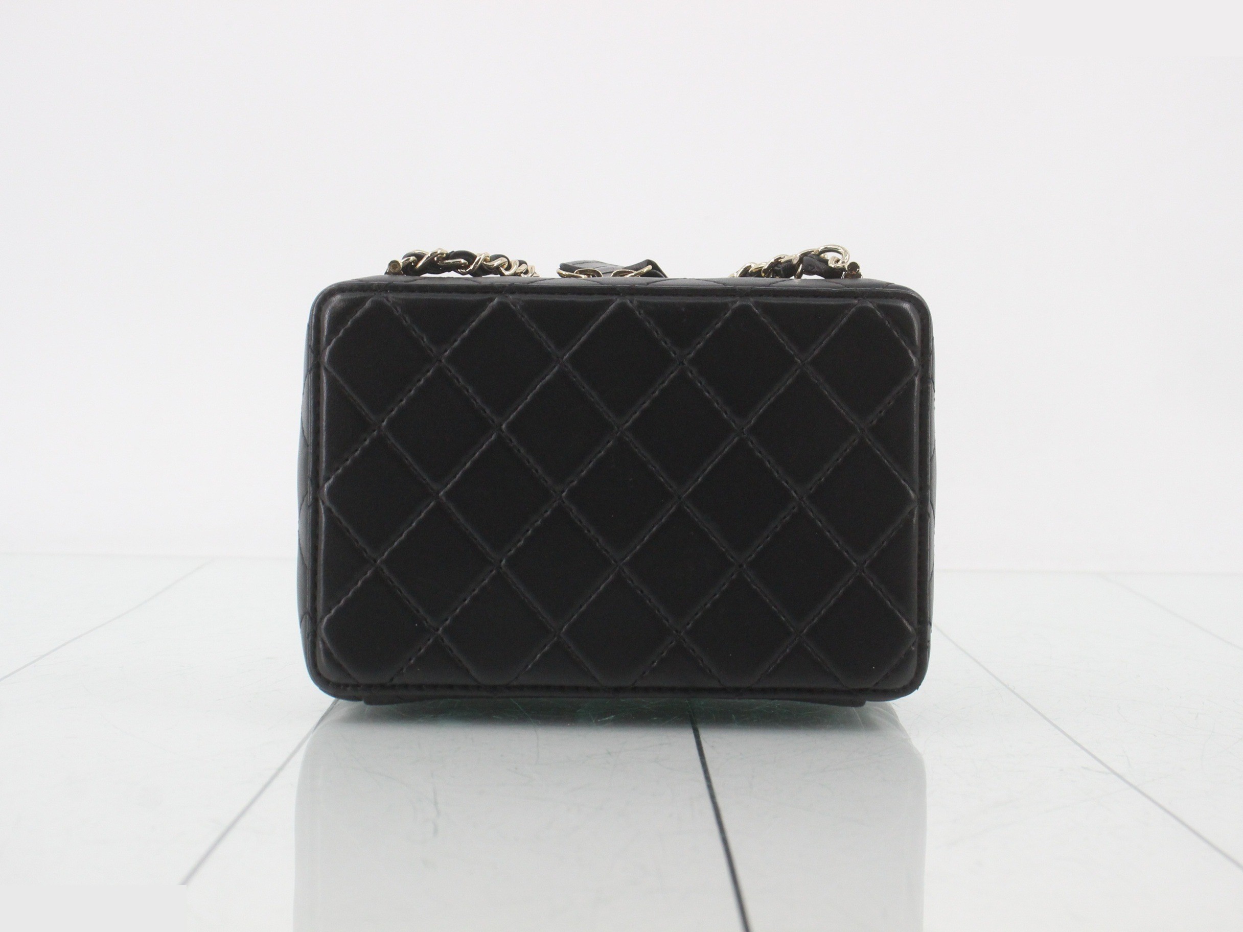 lambskin camera bag chain shoulder bag — view 2