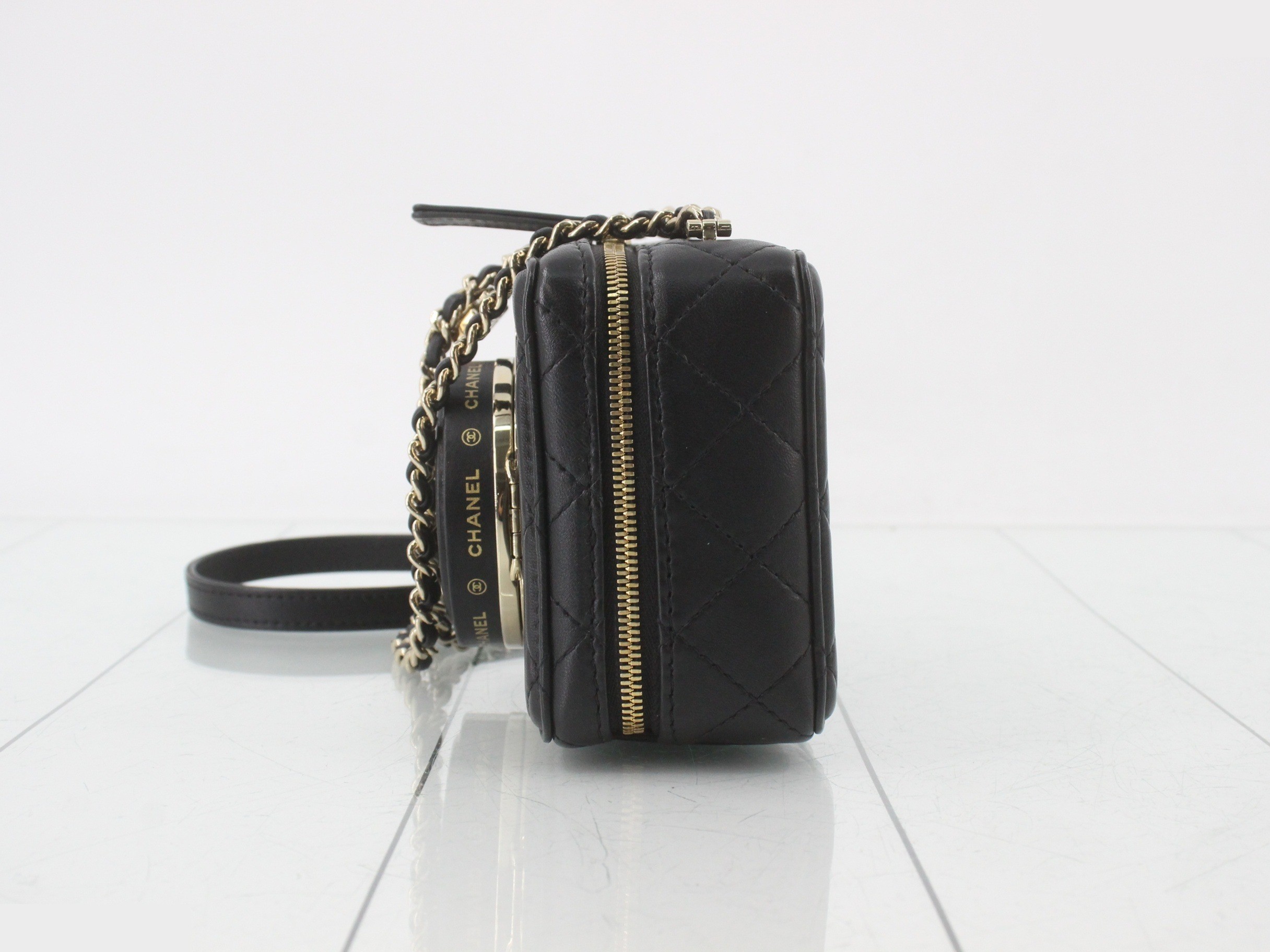 lambskin camera bag chain shoulder bag — view 3
