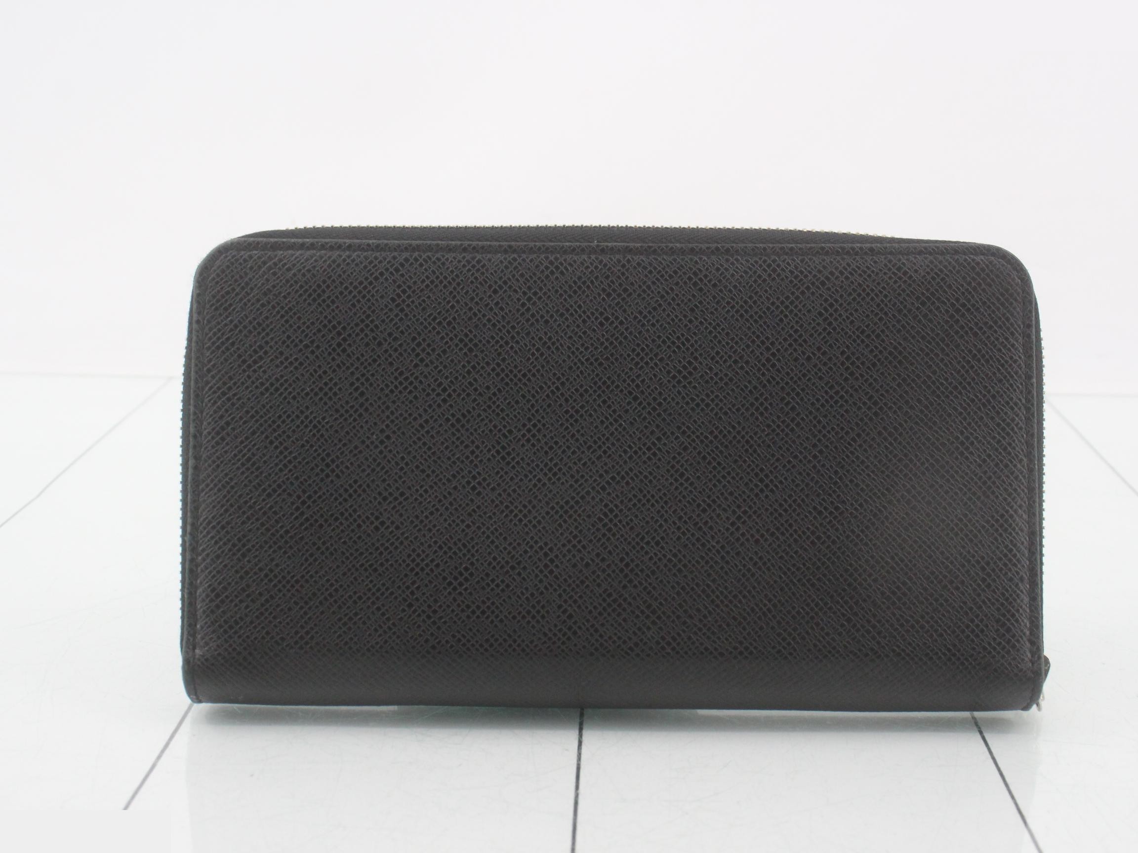 Taiga Zippy Organizer NM Round Zipper Long Wallet M30056 — view 2