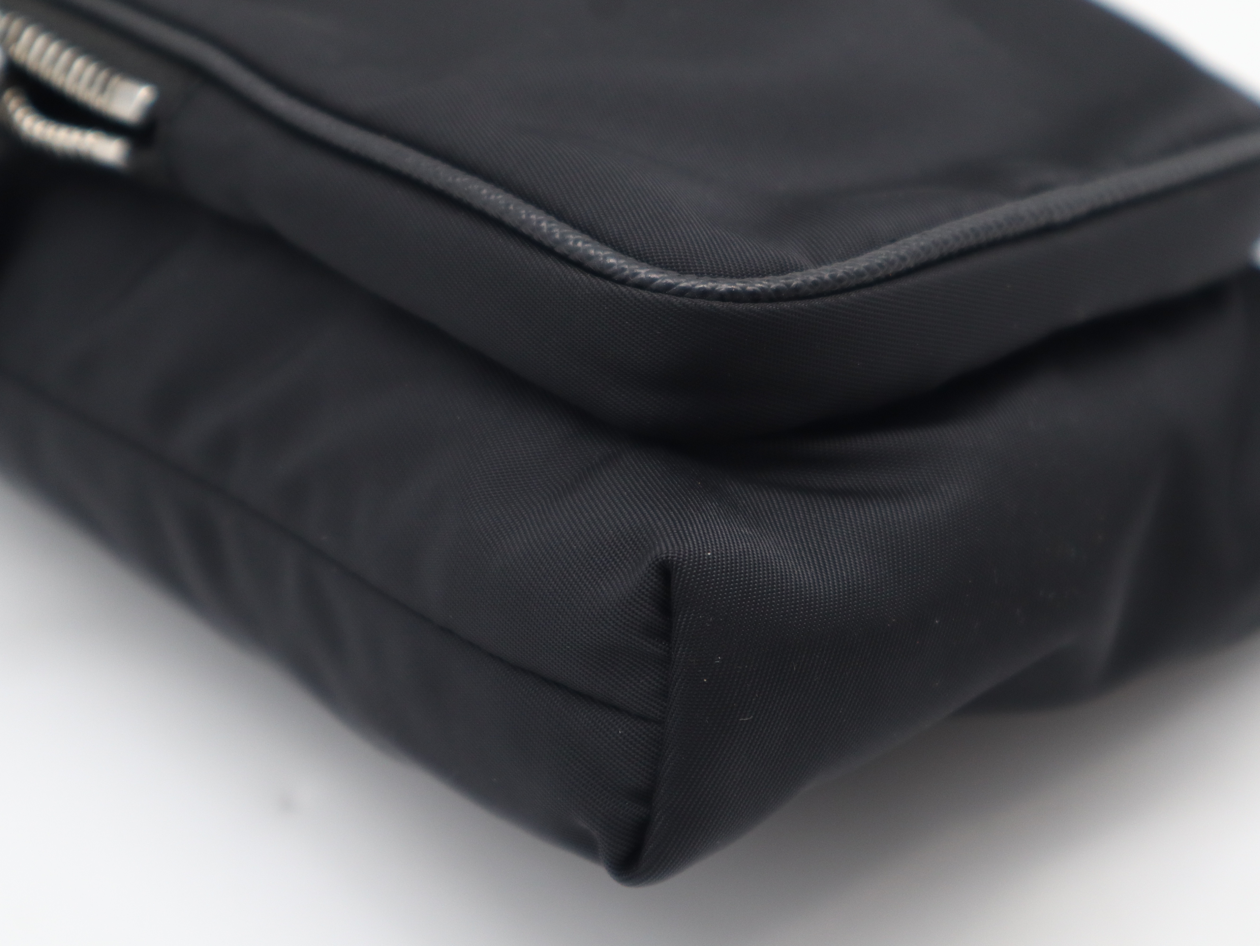 2ZH155 Nylon Smartphone Case Shoulder Bag Black Shoulder Bag — view 9