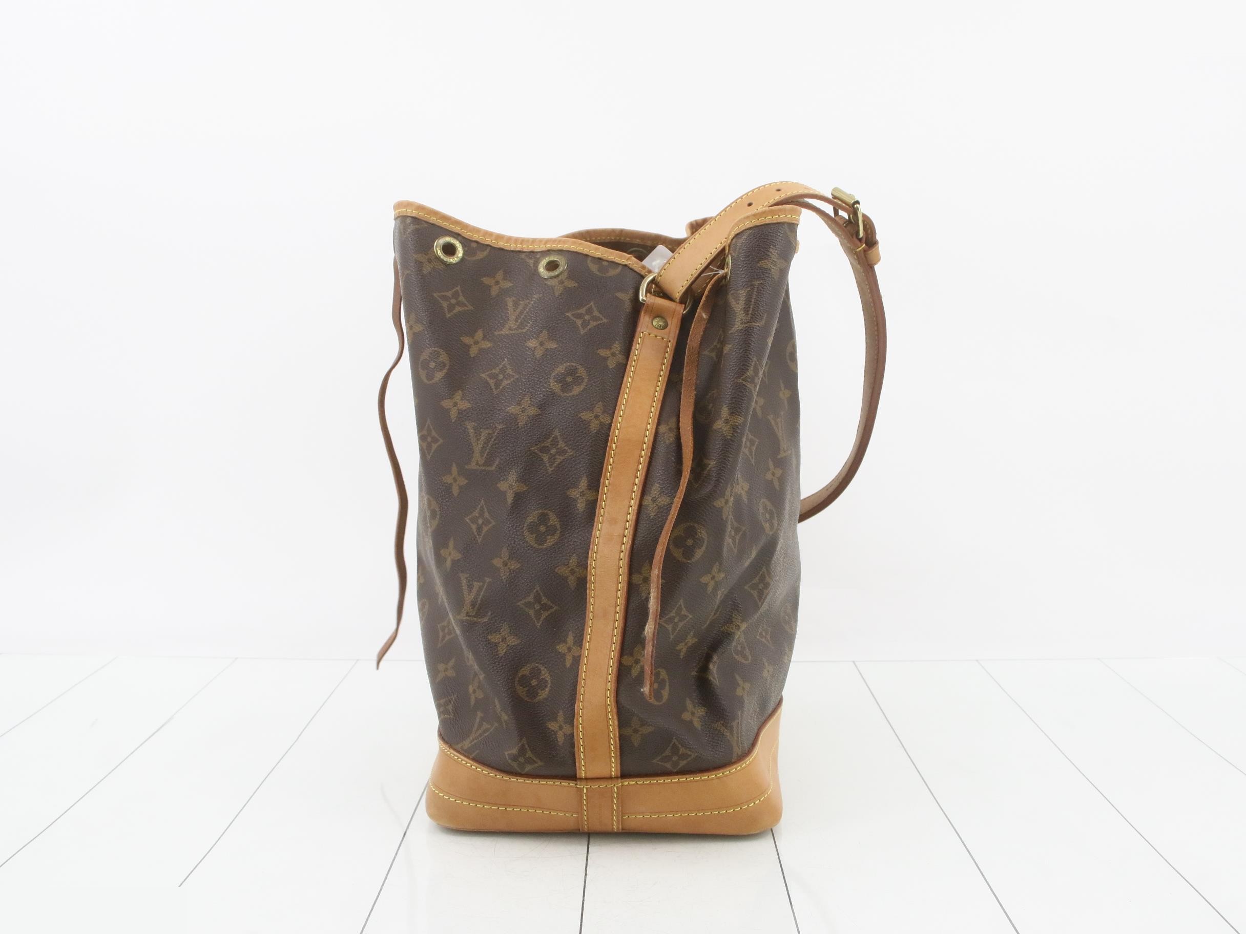M42224 Noe Shoulder Bag — view 3
