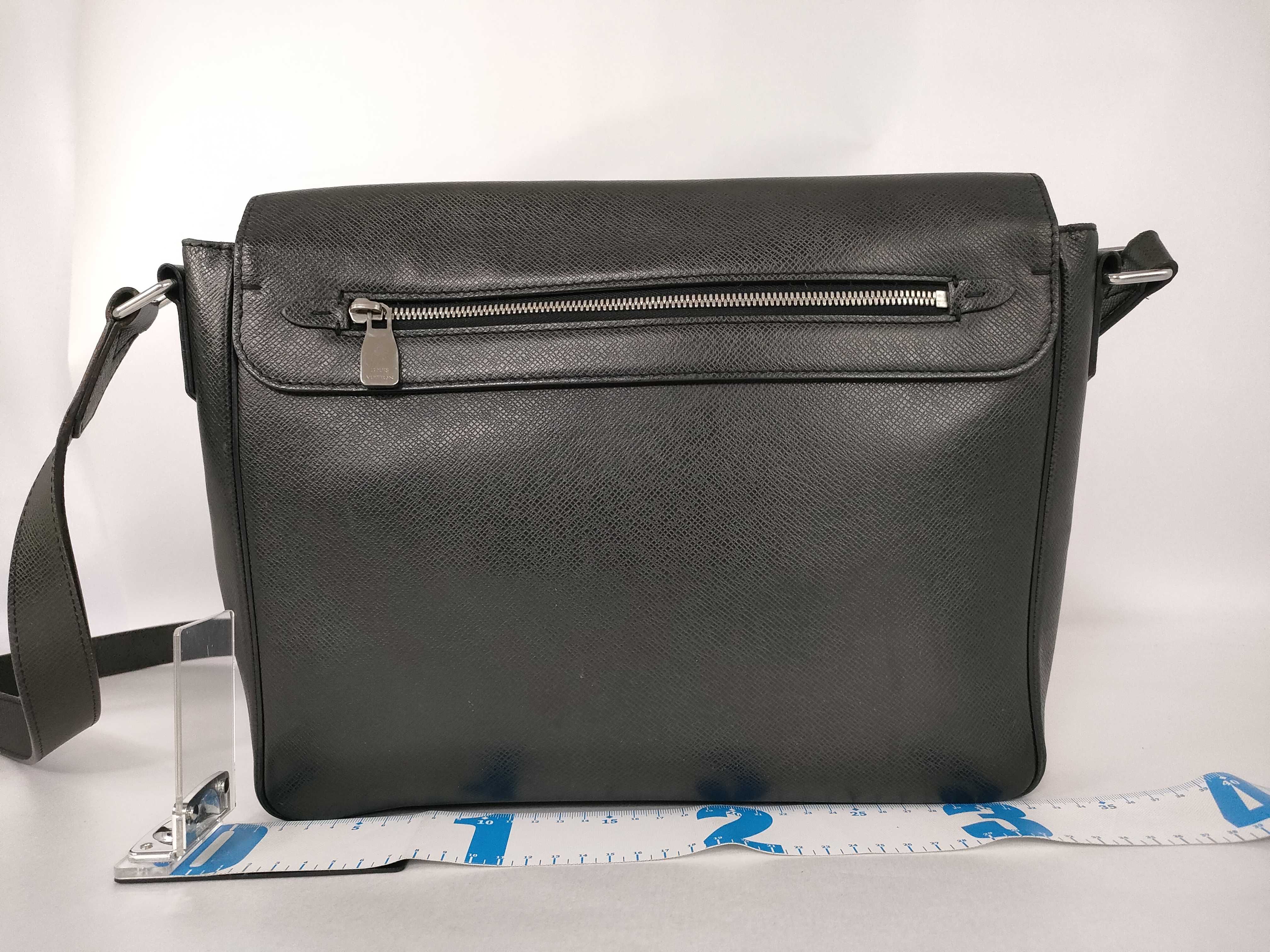 Taiga Leather Shoulder Bag — view 2