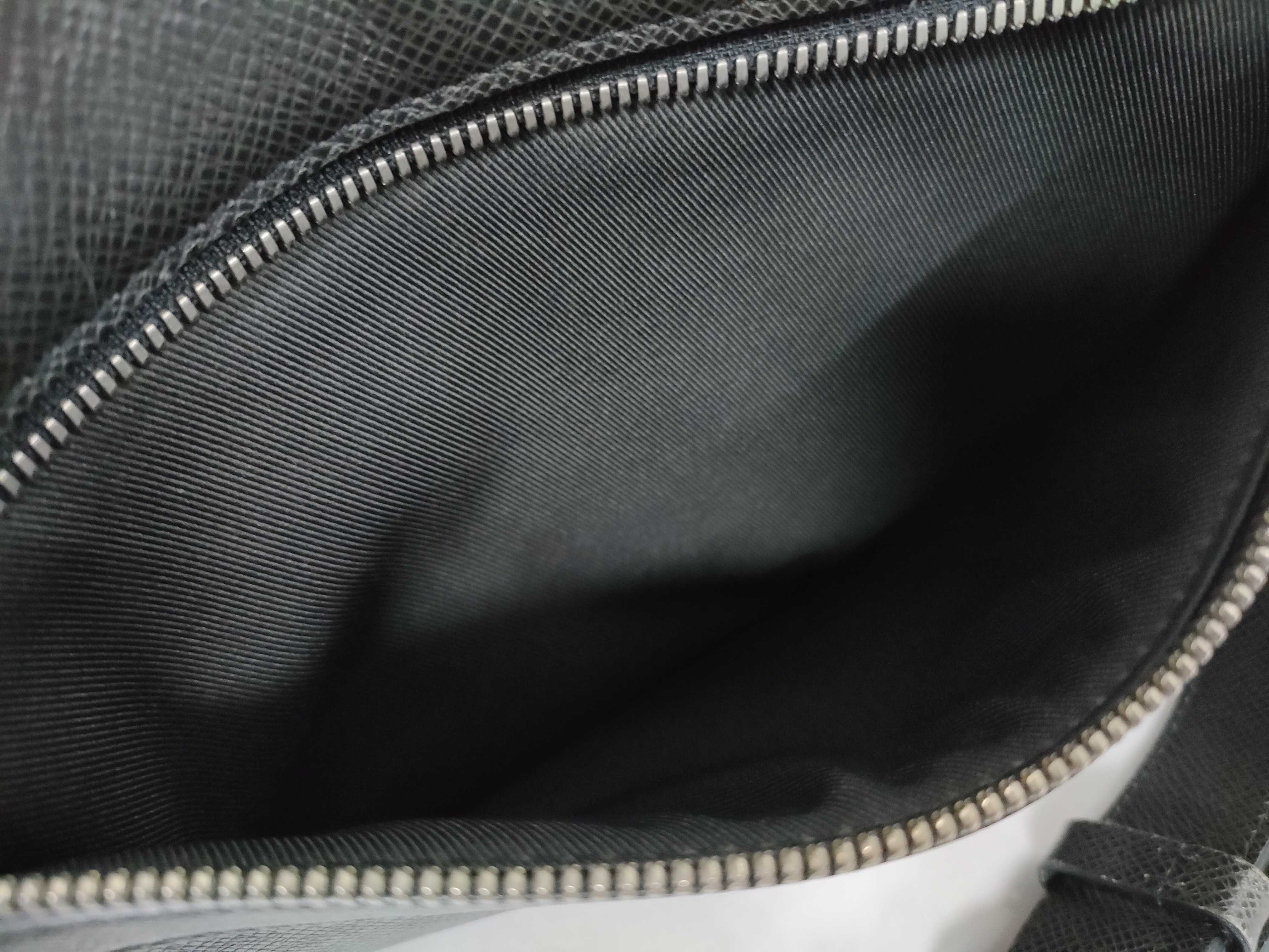 Taiga Leather Shoulder Bag — view 13