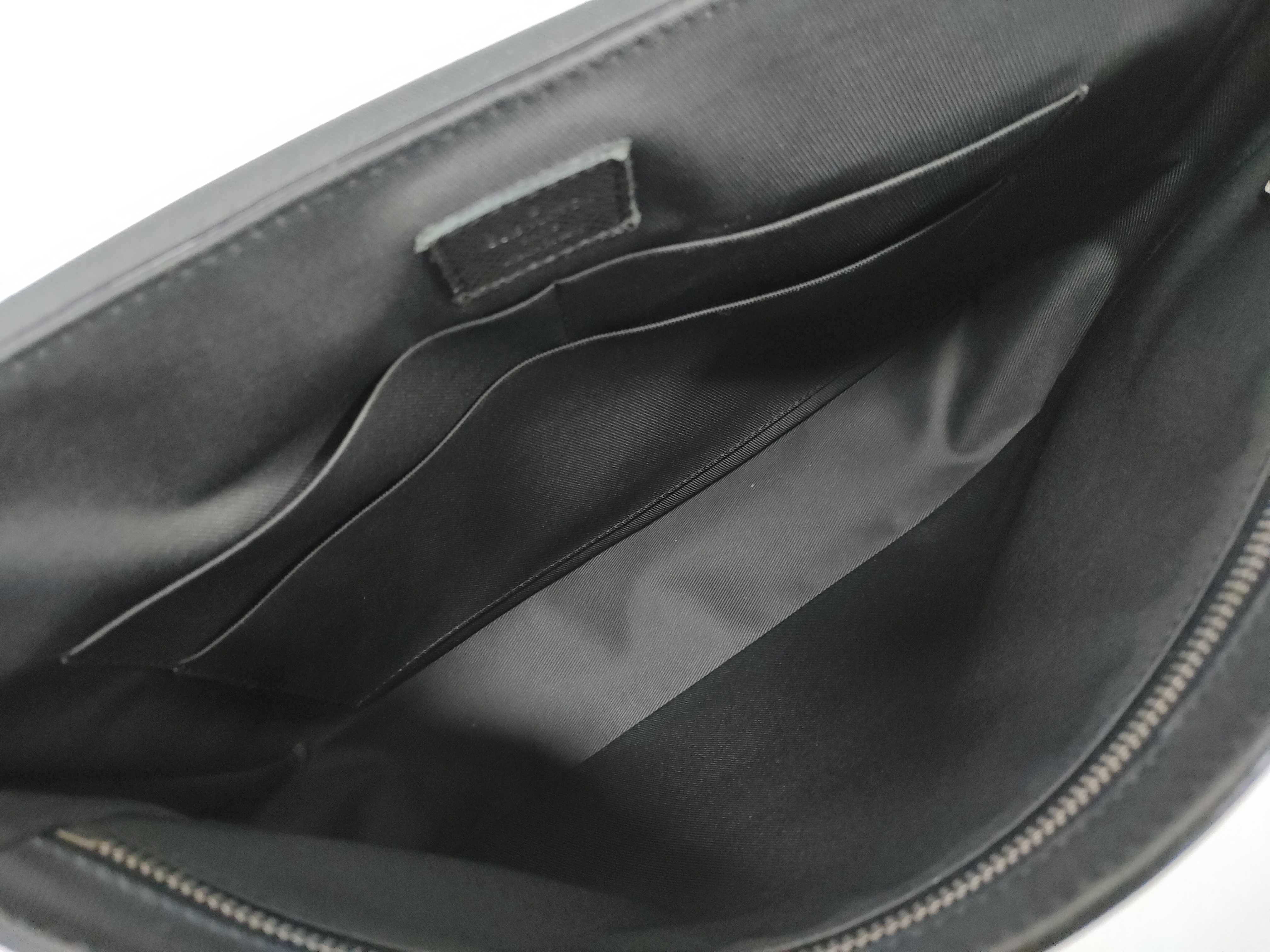 Taiga Leather Shoulder Bag — view 9