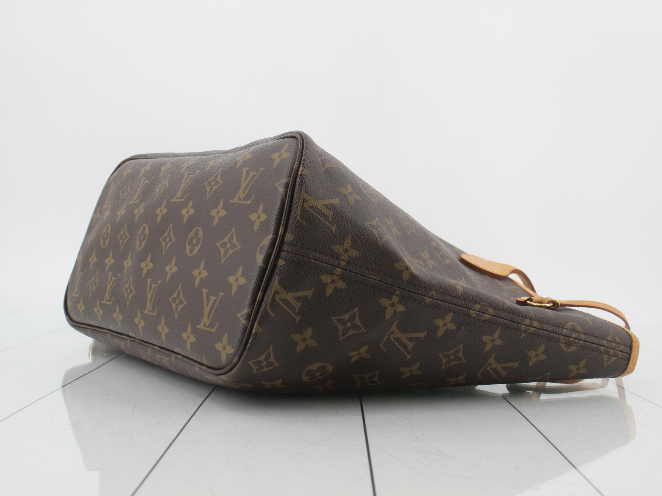 Neverfull MM Beige RFID-protected, includes dust bag and pouch. — view 6