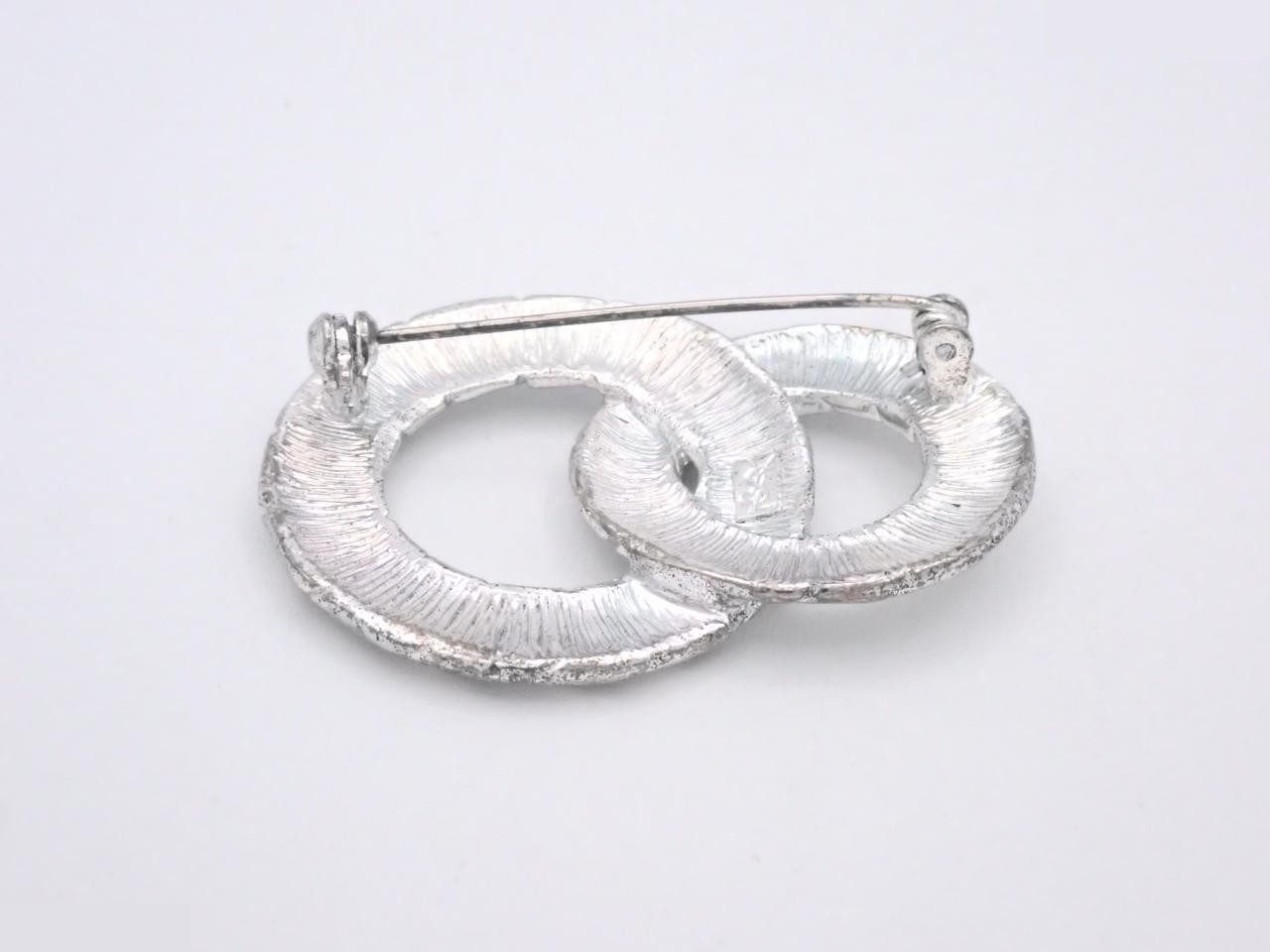 Other lines: Precious metals and brooches — view 2