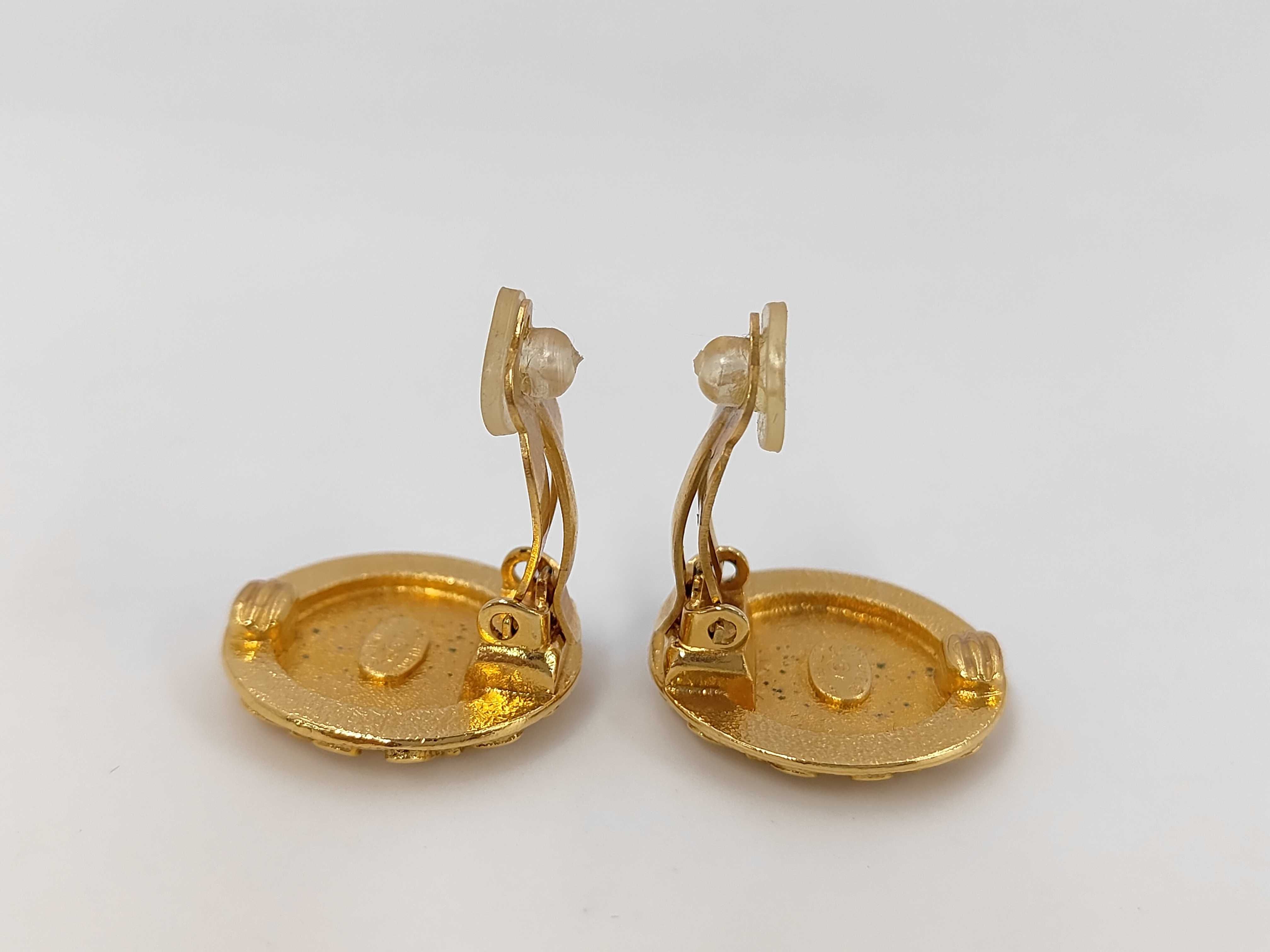 Mademoiselle Coco Chanel Round Earrings 96A Earrings — view 4