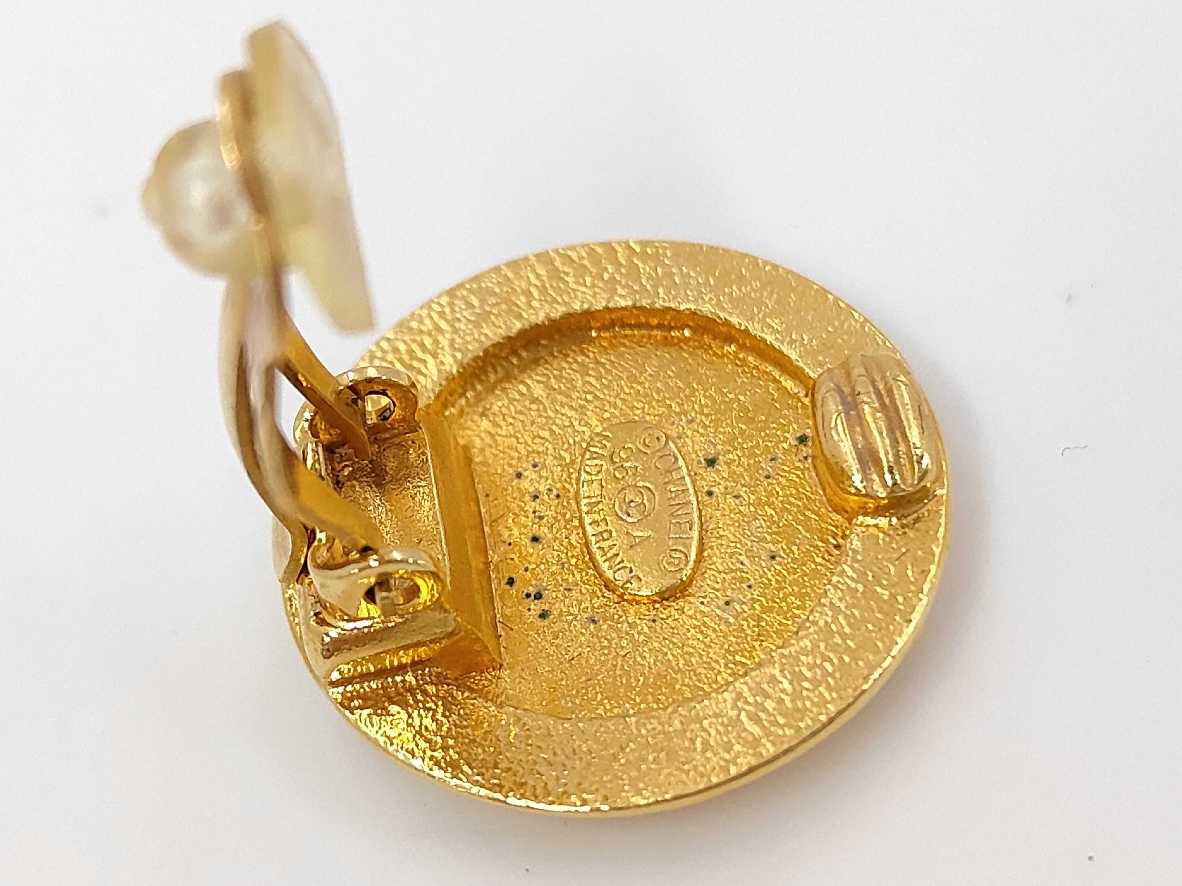 Mademoiselle Coco Chanel Round Earrings 96A Earrings — view 5