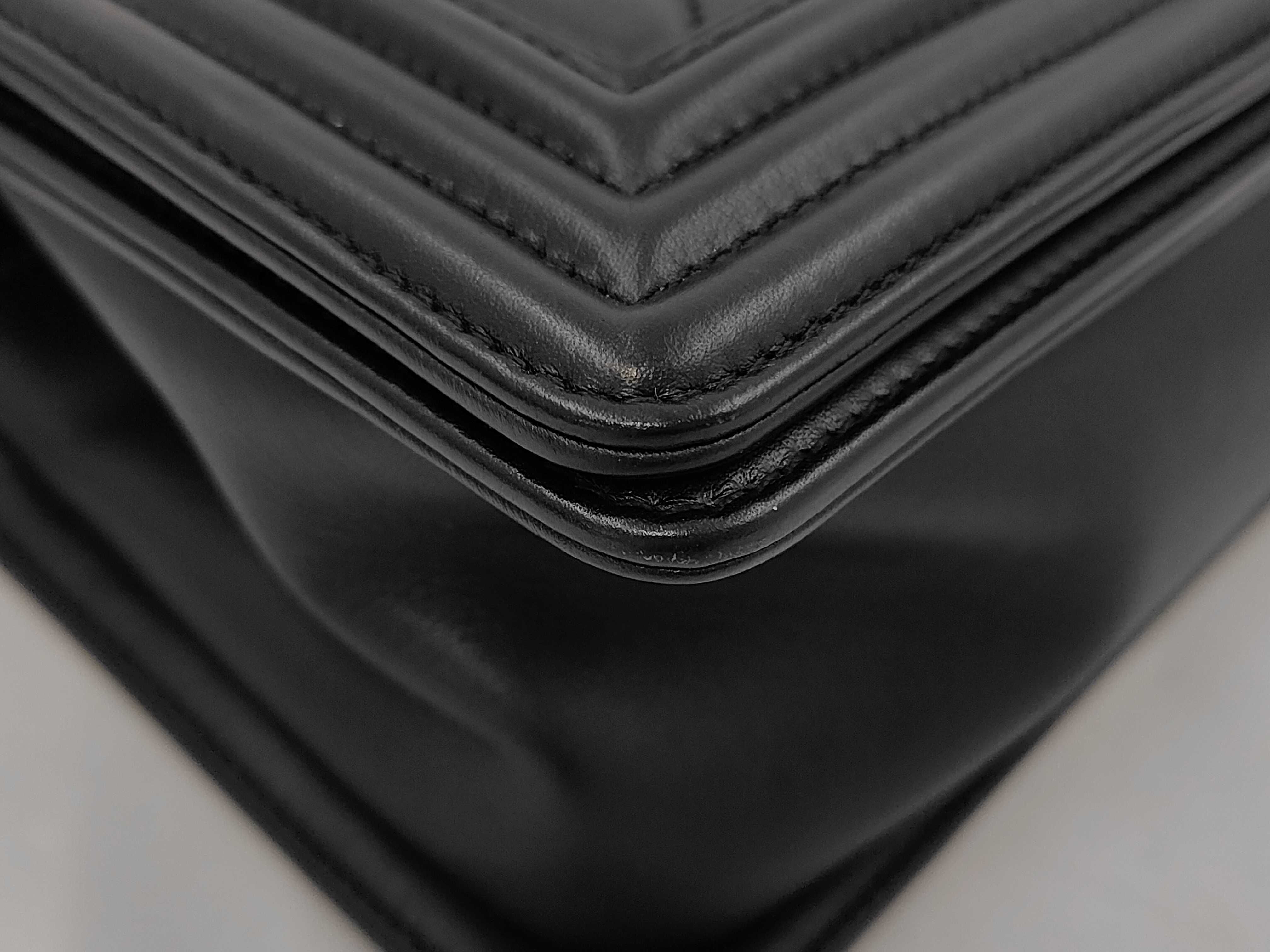 Boy Chanel 25 Lambskin Plate Shoulder Bag — view 3