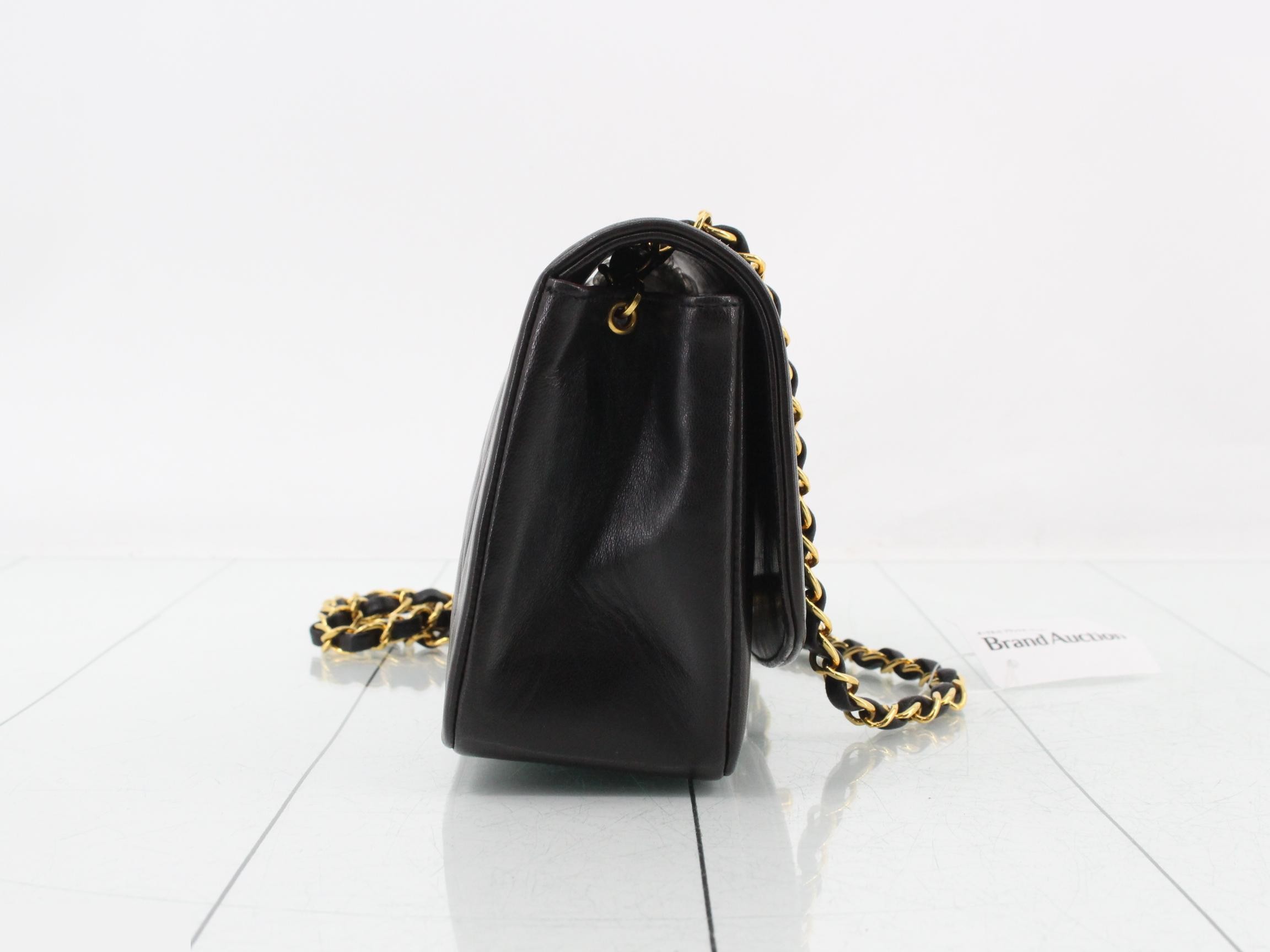Matelassé Diana 22 Chain Shoulder Bag, Lambskin, Black, Series 2, with seal, W22 — view 4
