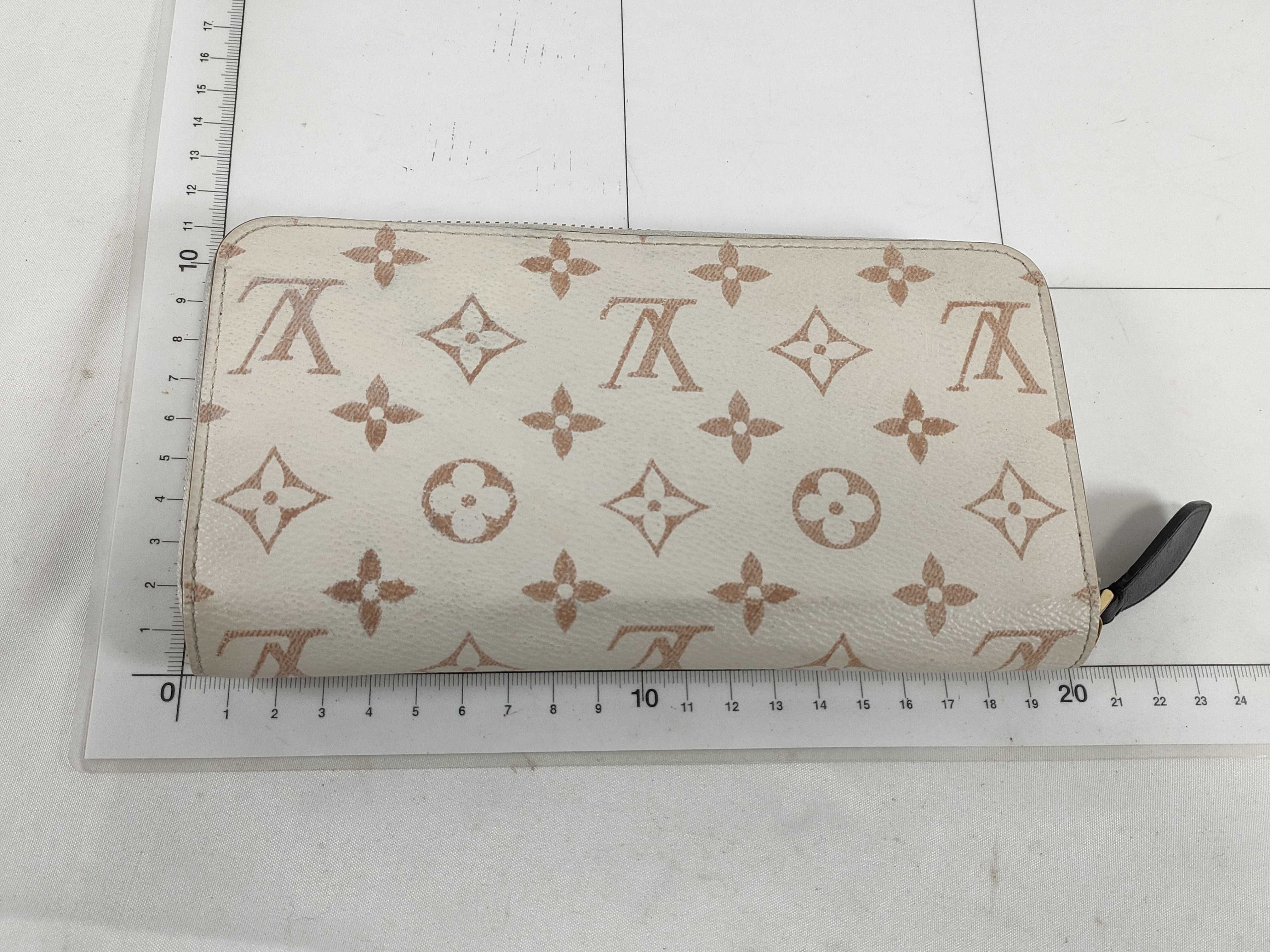 Zippy Wallet — view 2