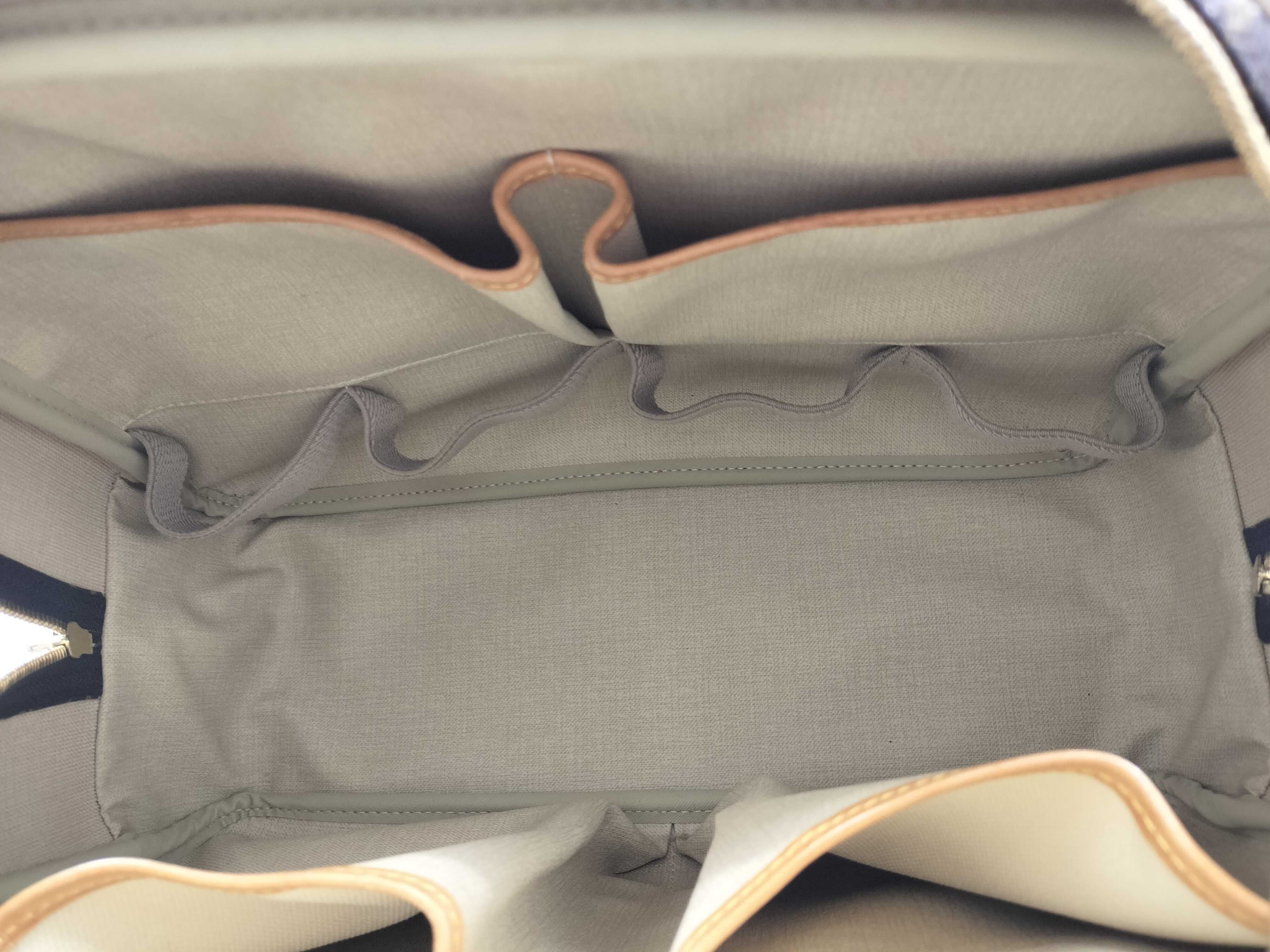 Monogram Louis Vuitton Deauville Handbag Monogram M47270 Handbag — view 11