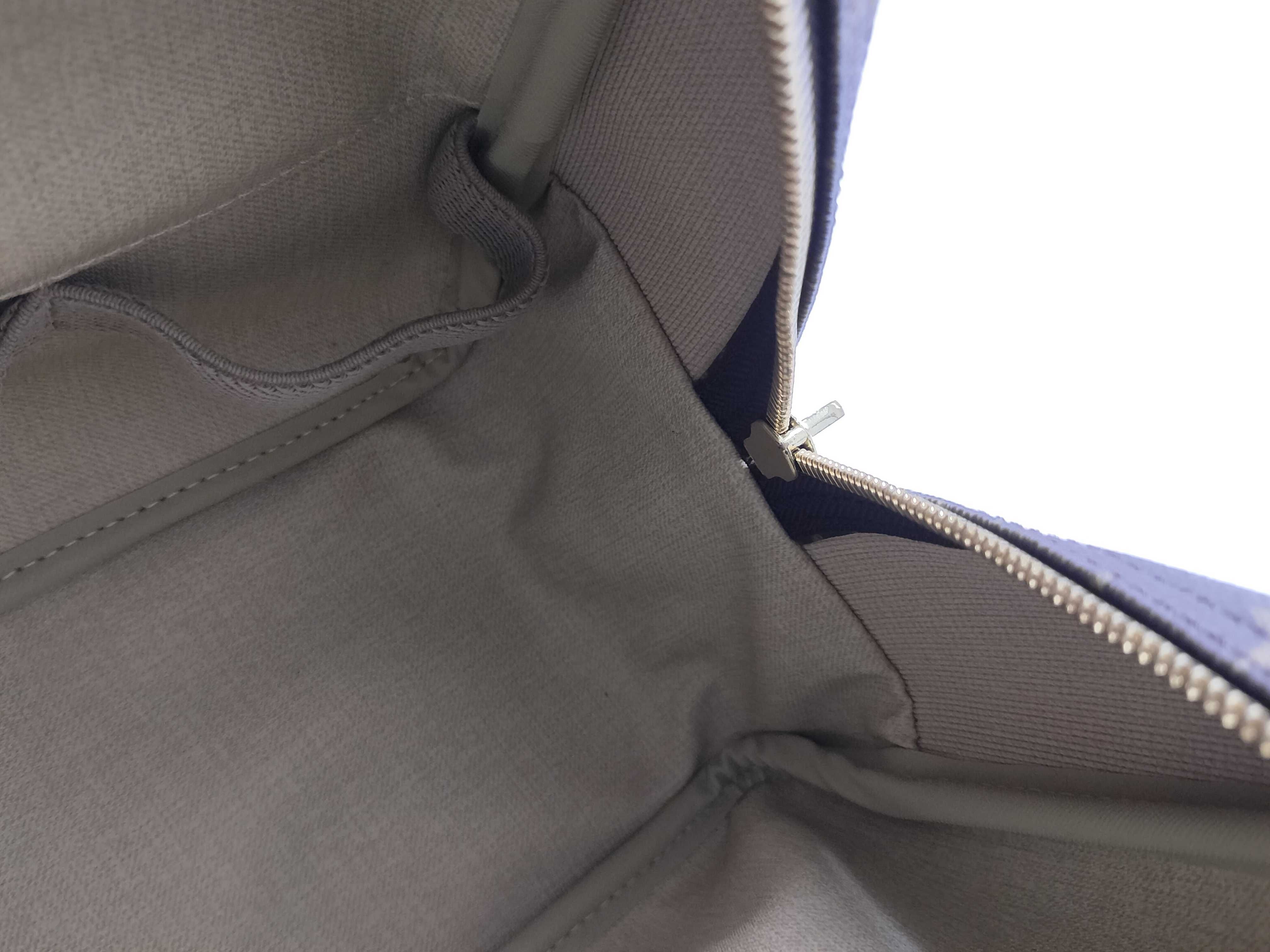 Monogram Louis Vuitton Deauville Handbag Monogram M47270 Handbag — view 12