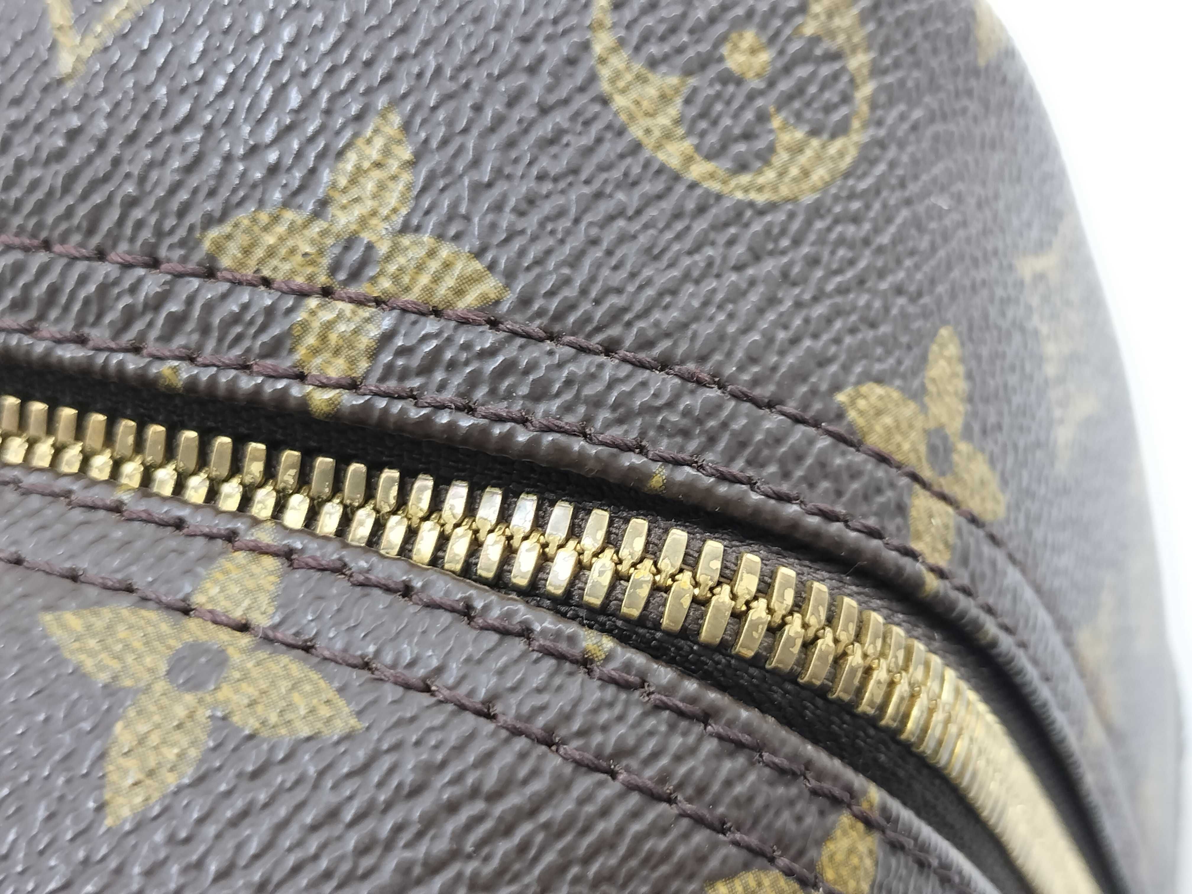 Monogram Louis Vuitton Deauville Handbag Monogram M47270 Handbag — view 10
