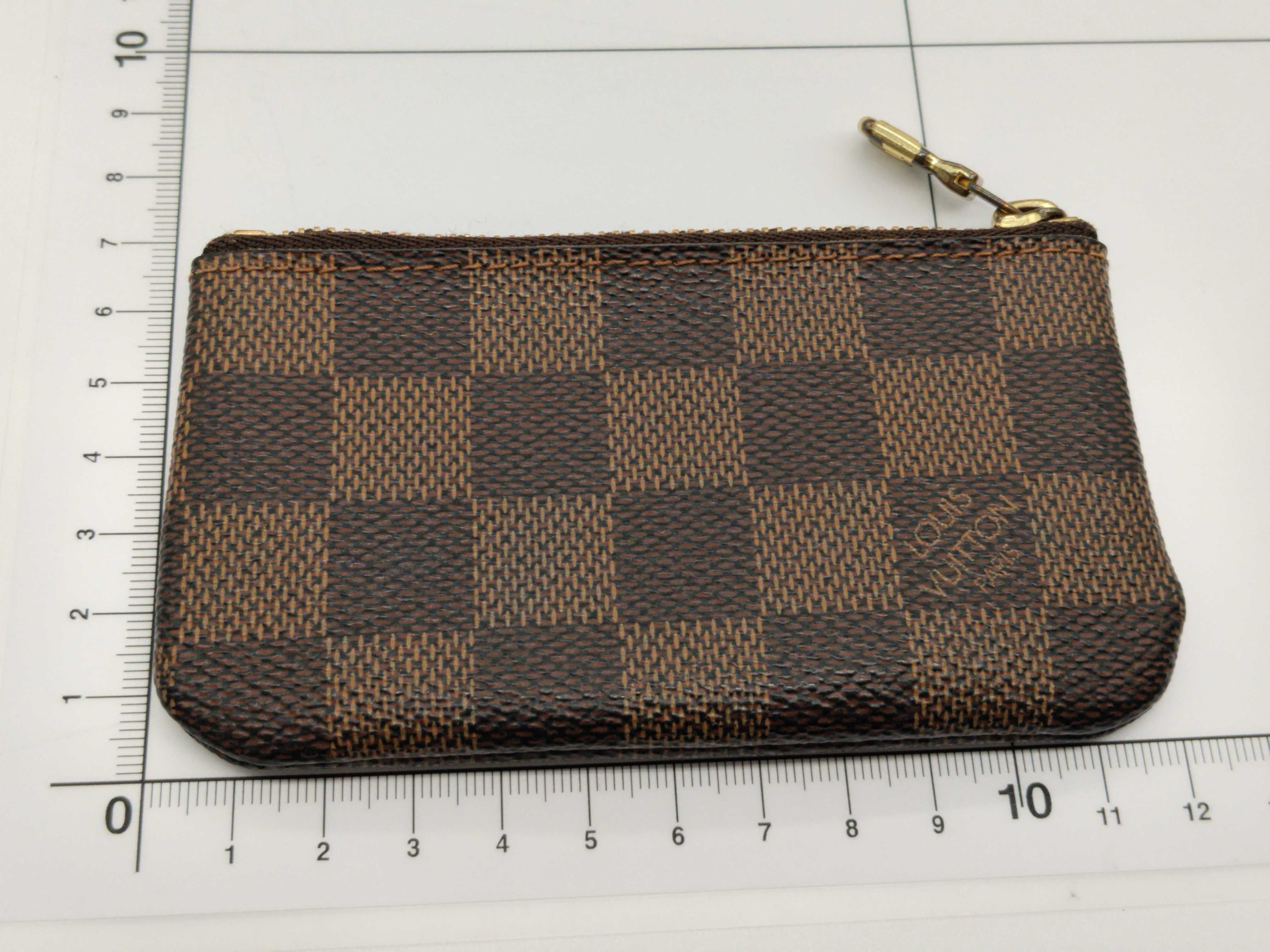 Damier Pochette Clé Coin Case — view 2