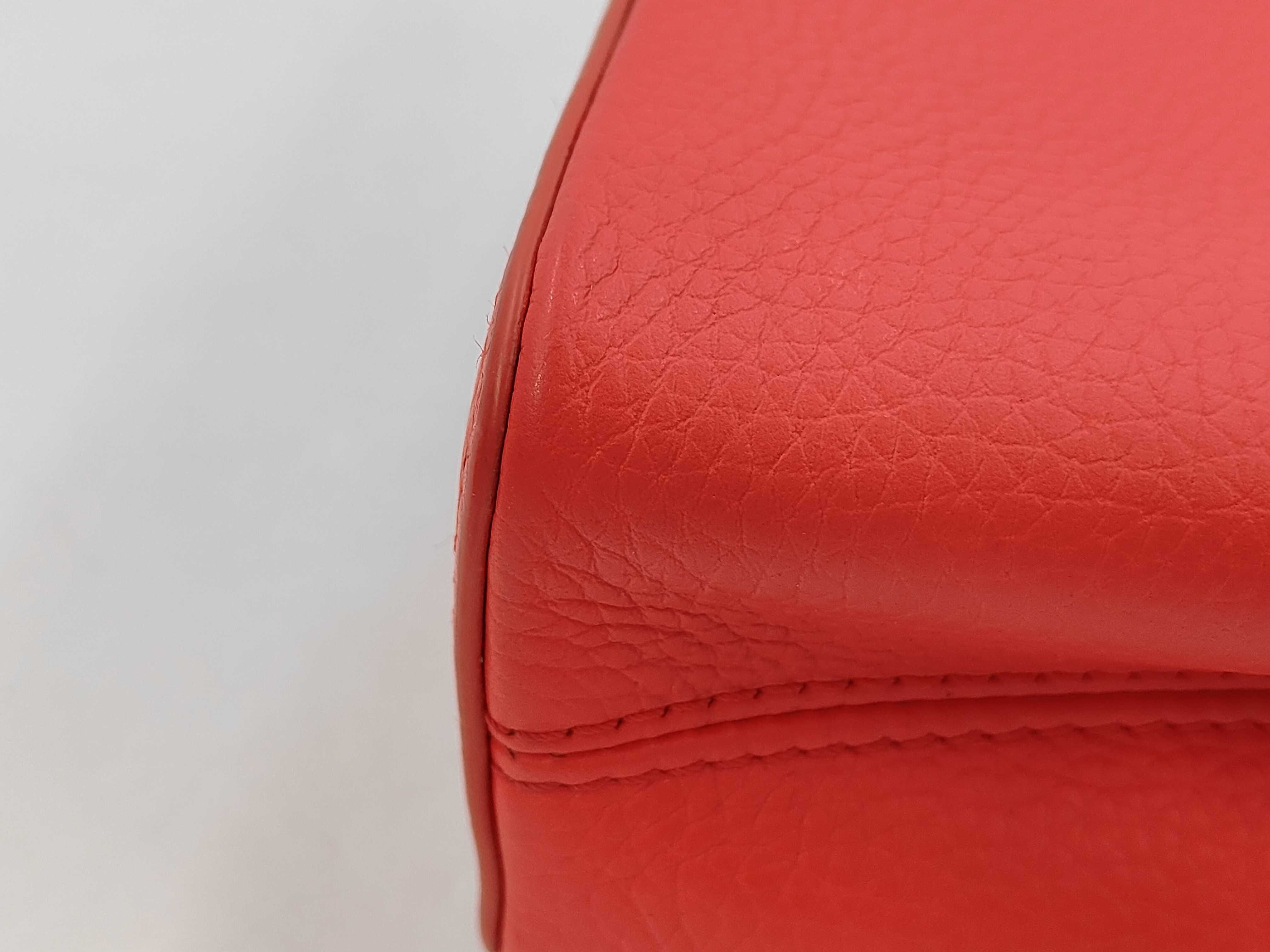 Capucines Mini Handbag Shoulder Bag — view 3