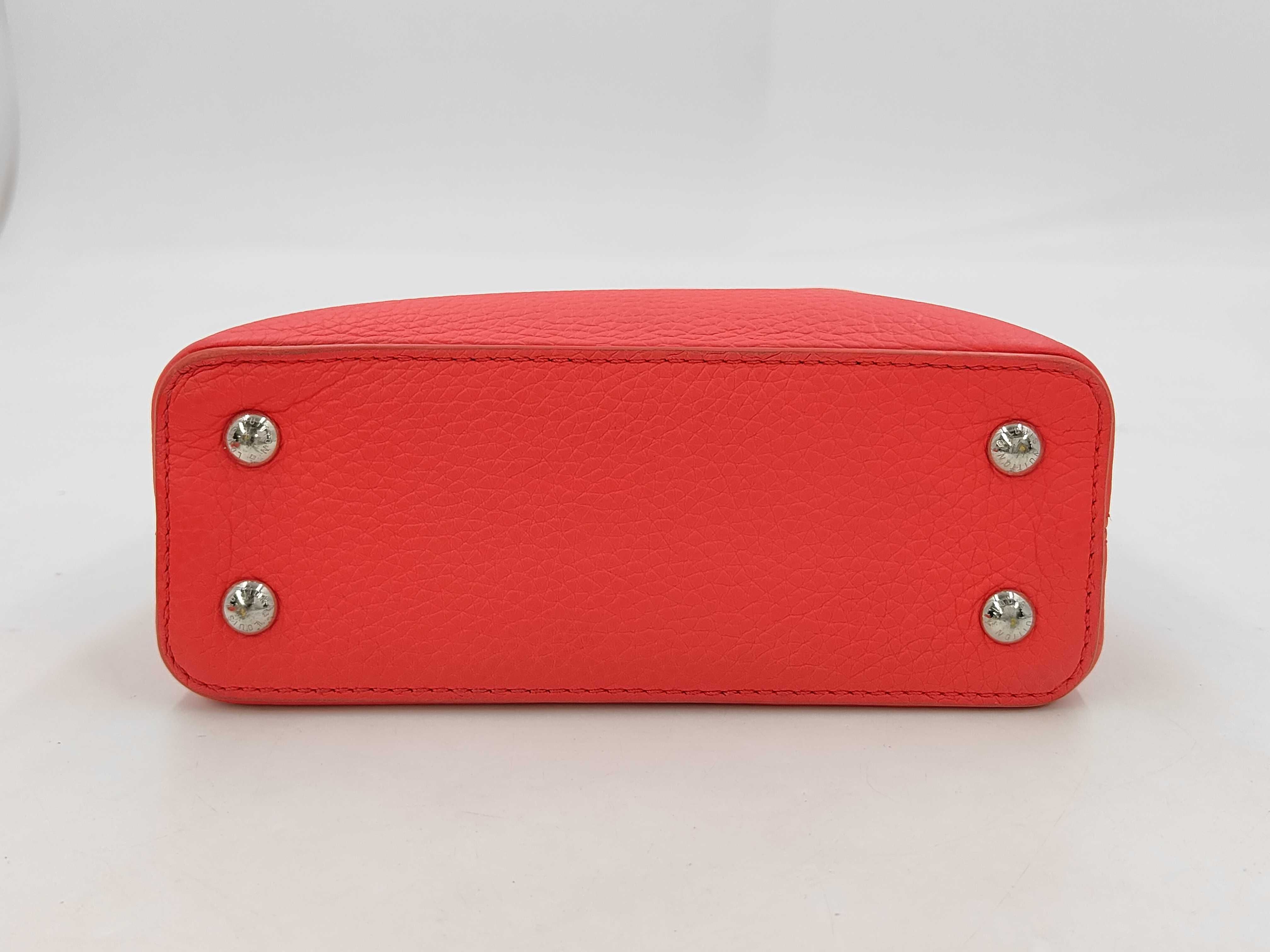 Capucines Mini Handbag Shoulder Bag — view 4