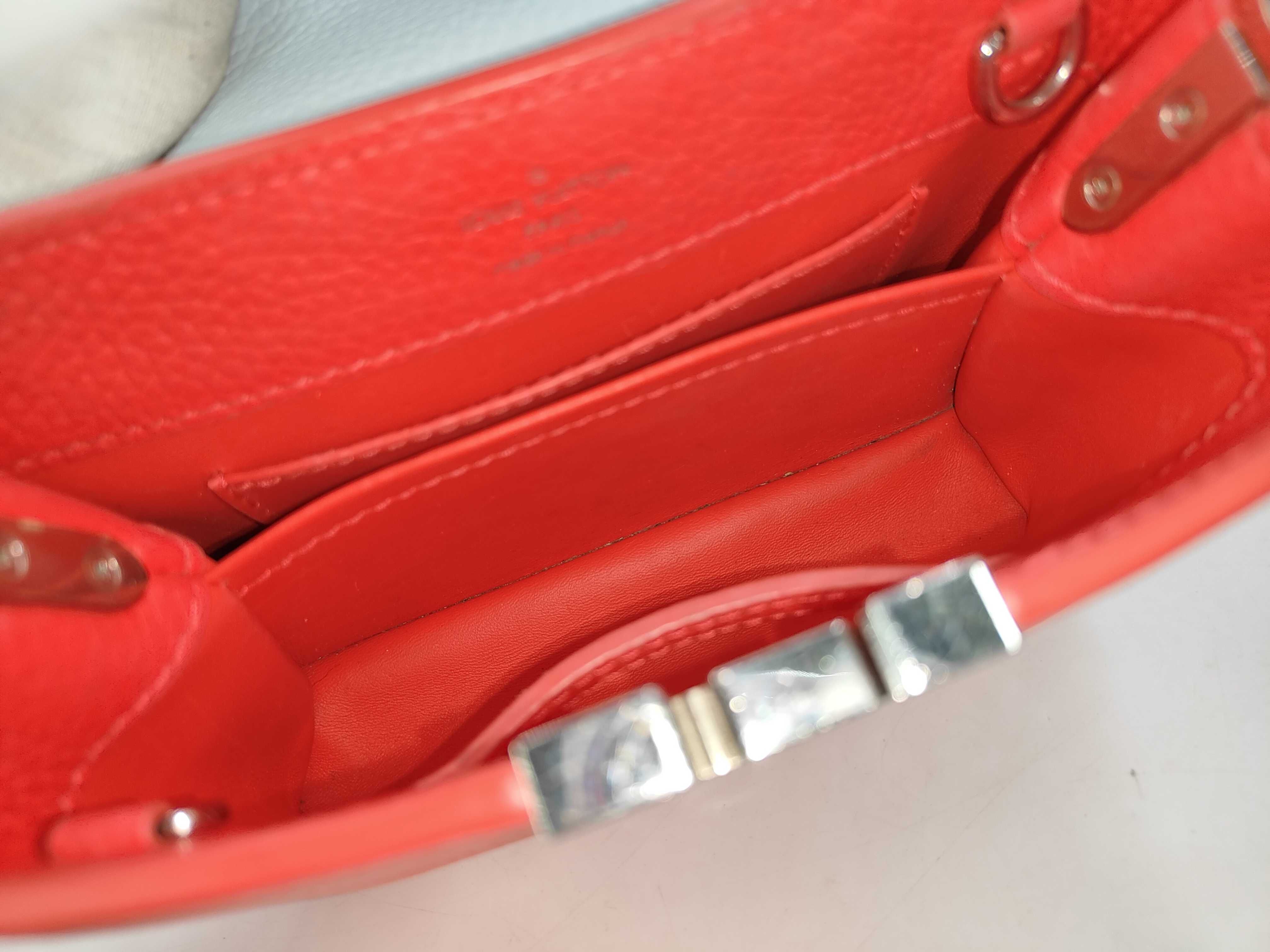 Capucines Mini Handbag Shoulder Bag — view 8