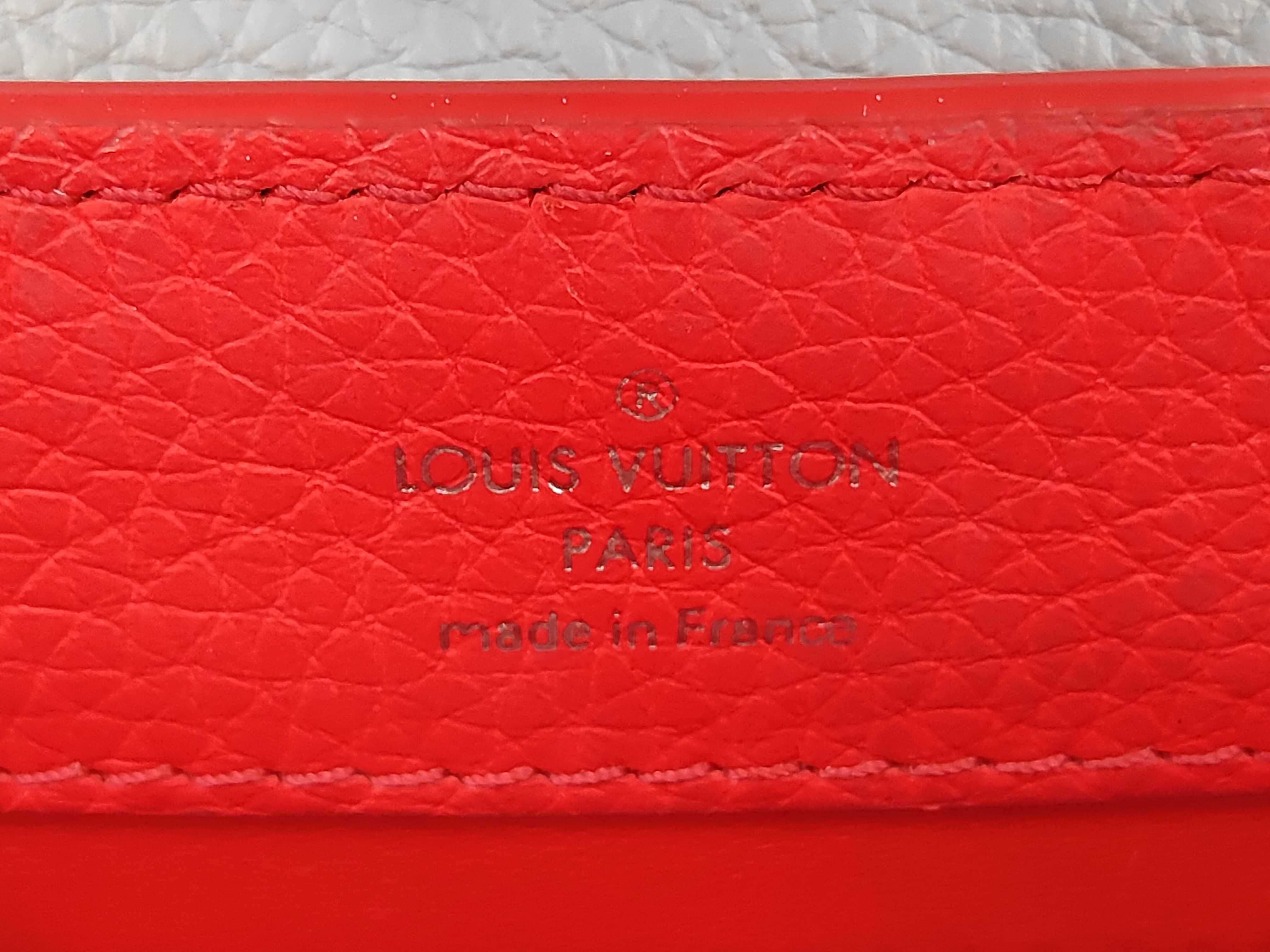 Capucines Mini Handbag Shoulder Bag — view 9