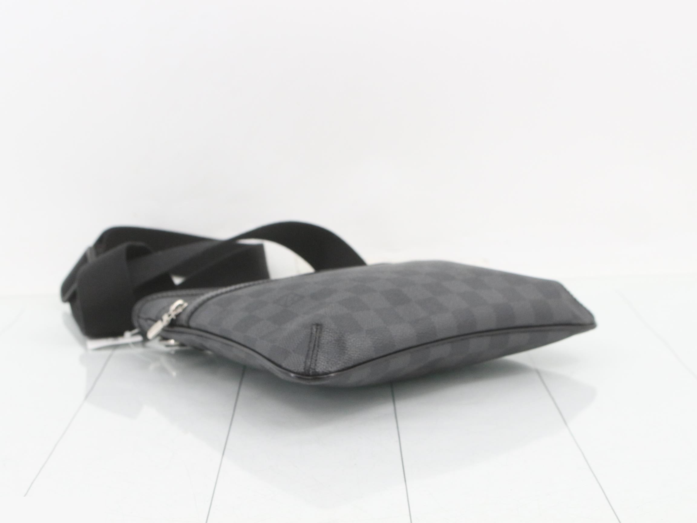 Graphite Thomas — view 5