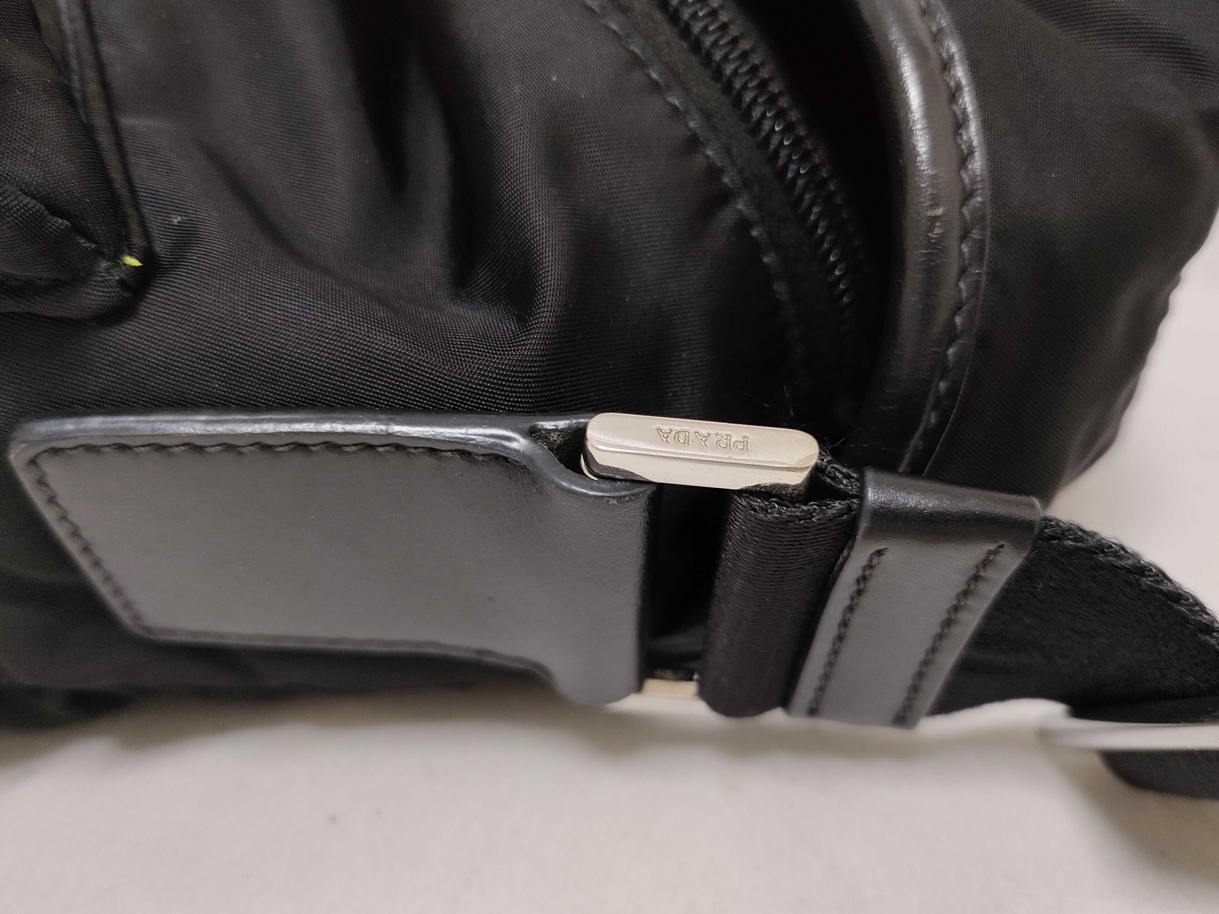 Nylon Prada Re-Nylon Nylon Leather Black 2VD062 Shoulder Bag — view 5